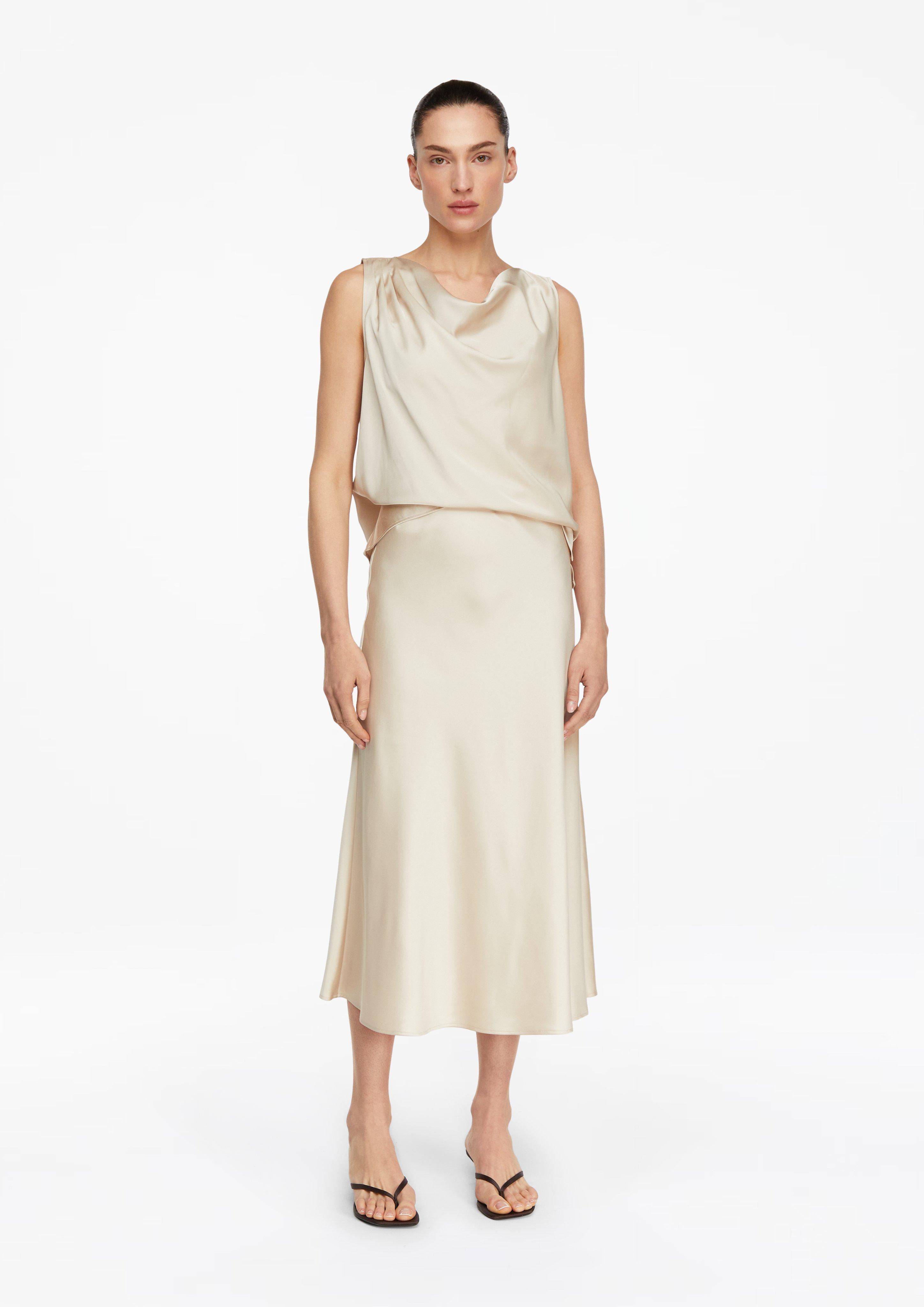 Skirt in 9300, 6211 & 5976