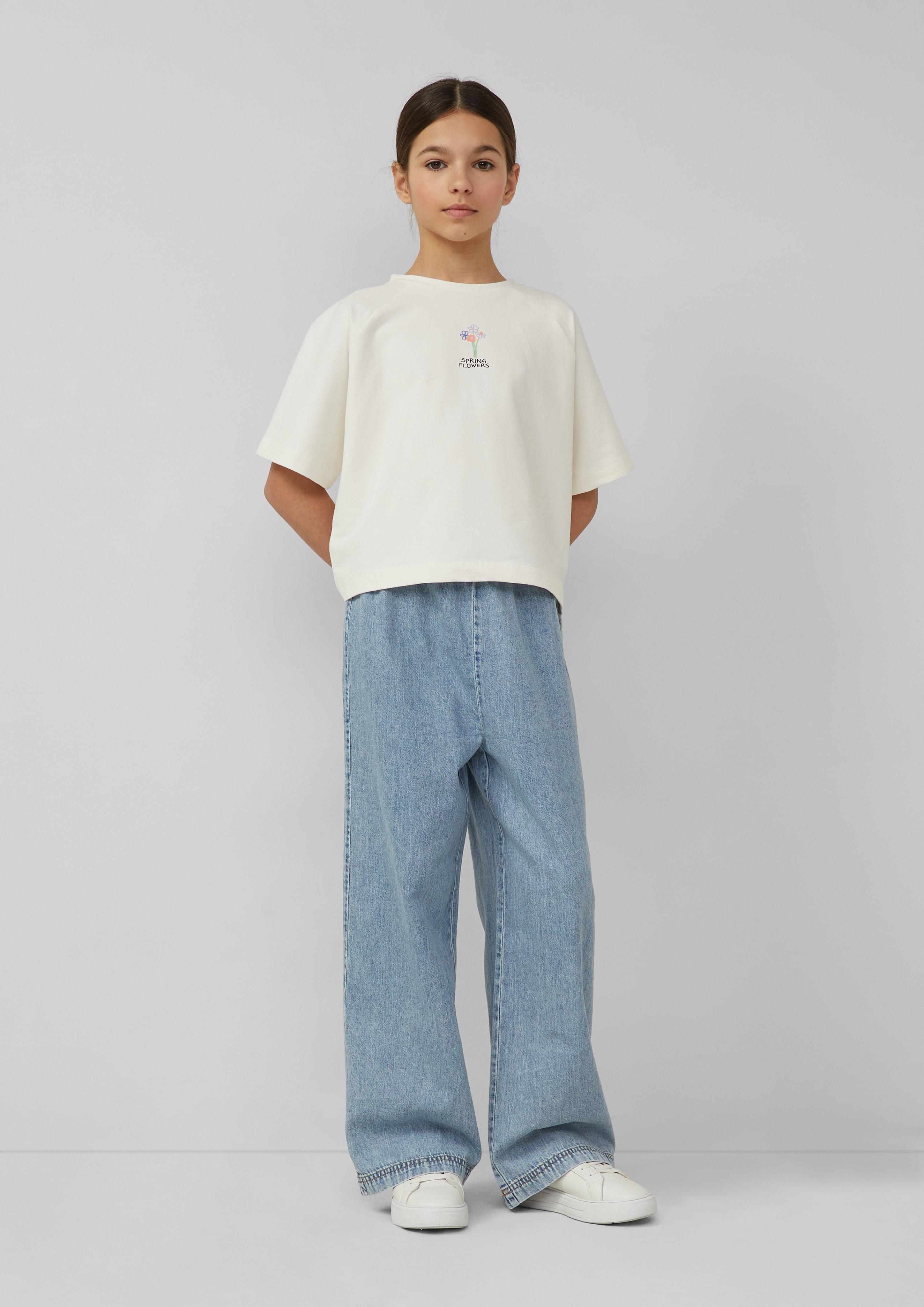 T-Shirt in 0401, 2218 & 4615