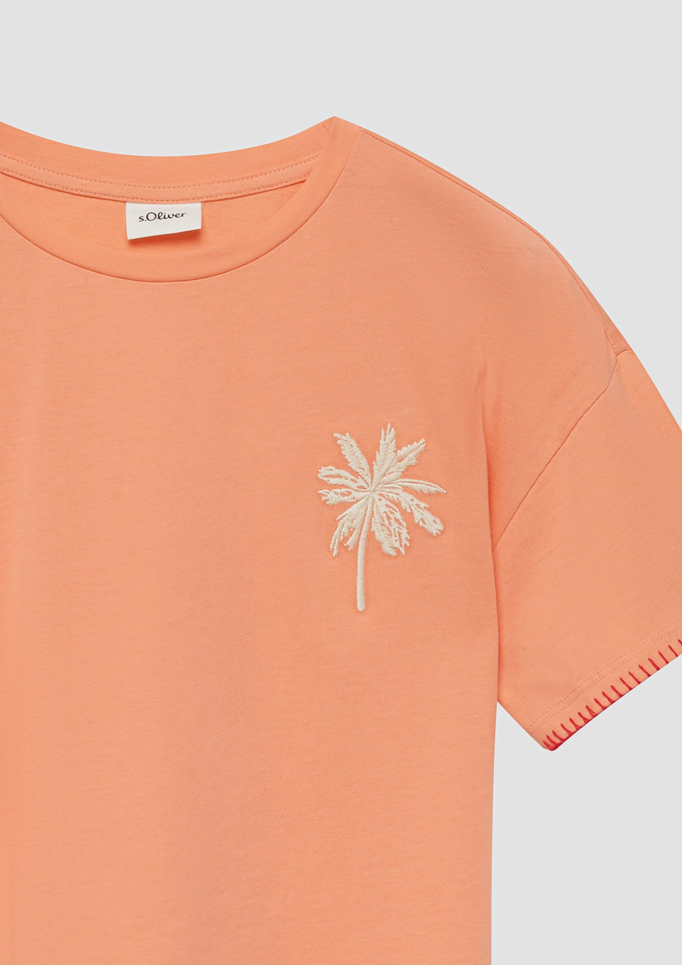 T-Shirt in 2218 & 0100