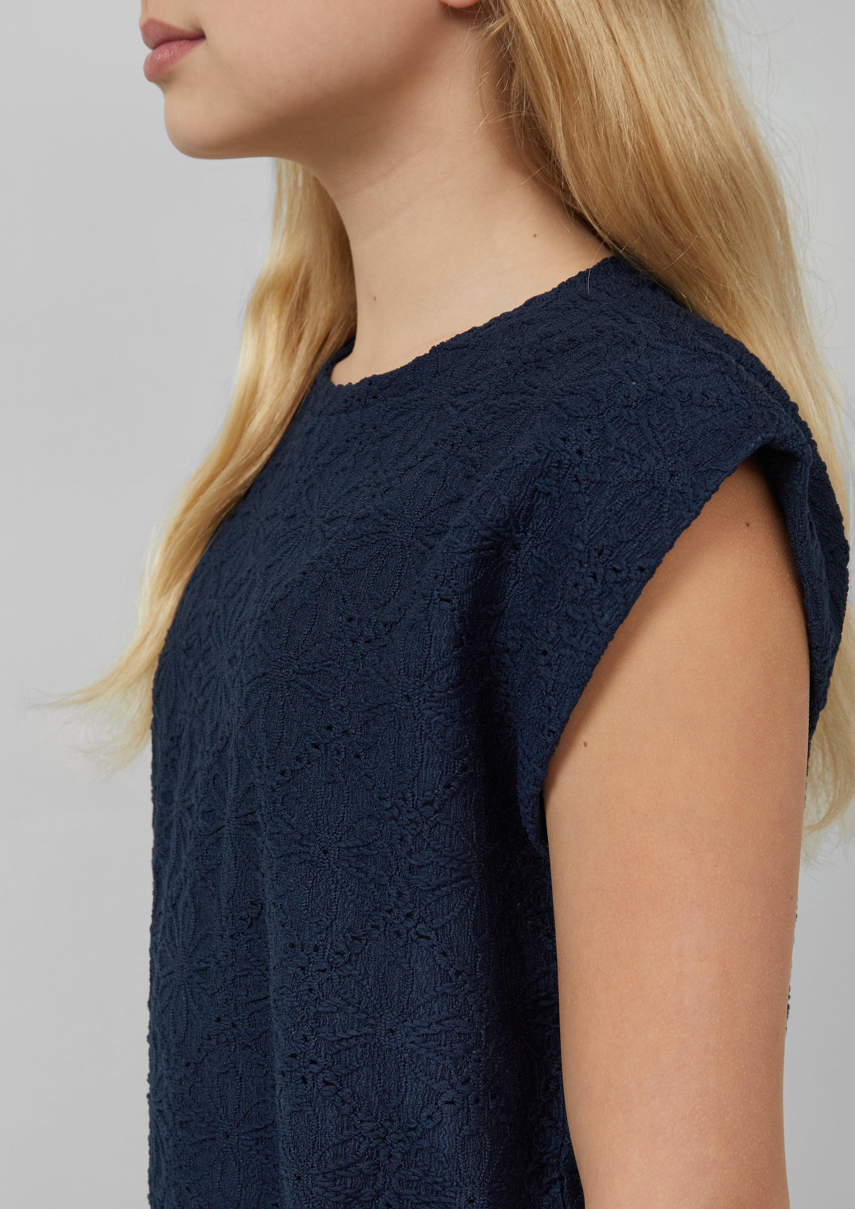 T-shirt in 5952 & 4615