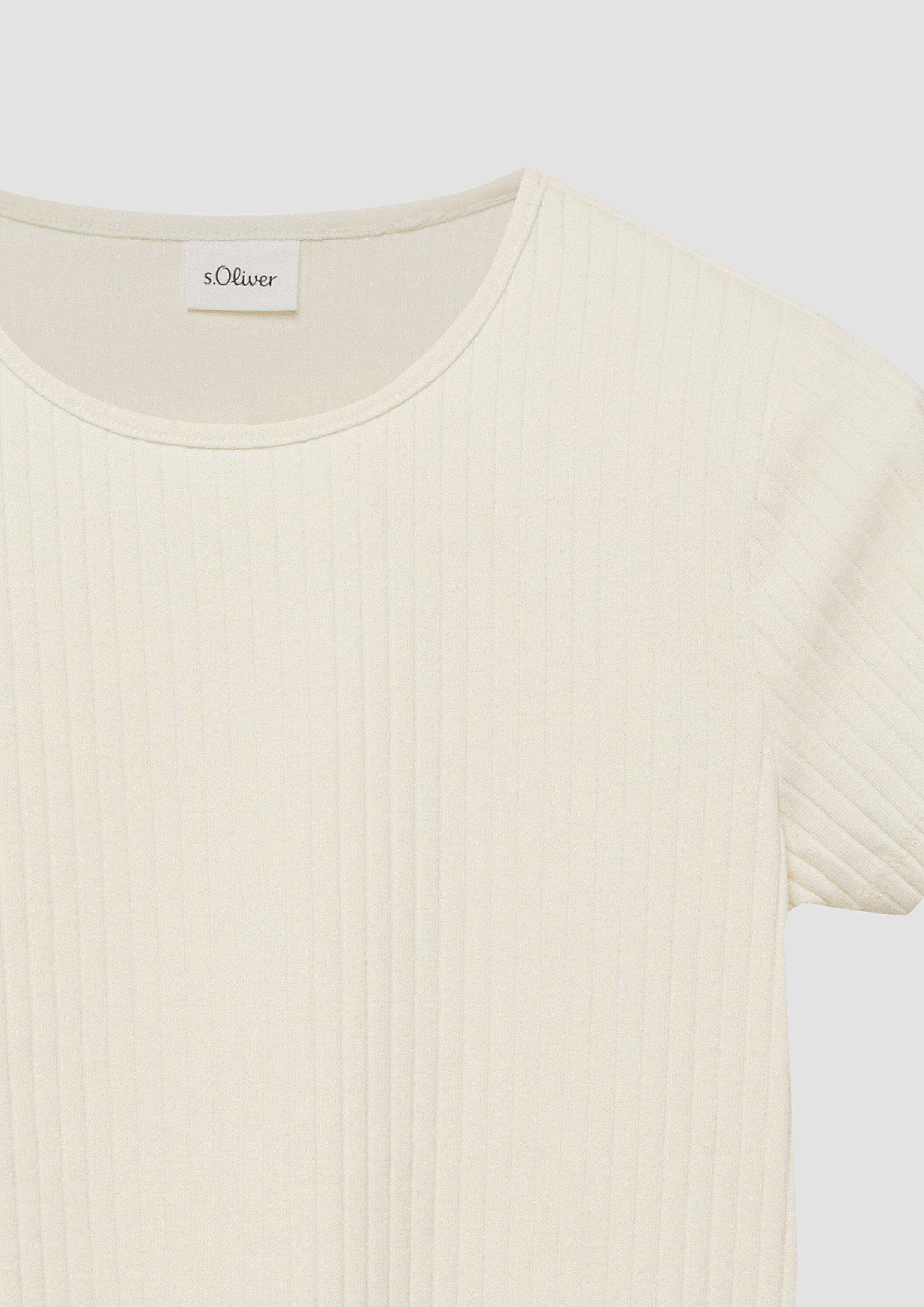 T-shirt in 0401, 4615 & 2218