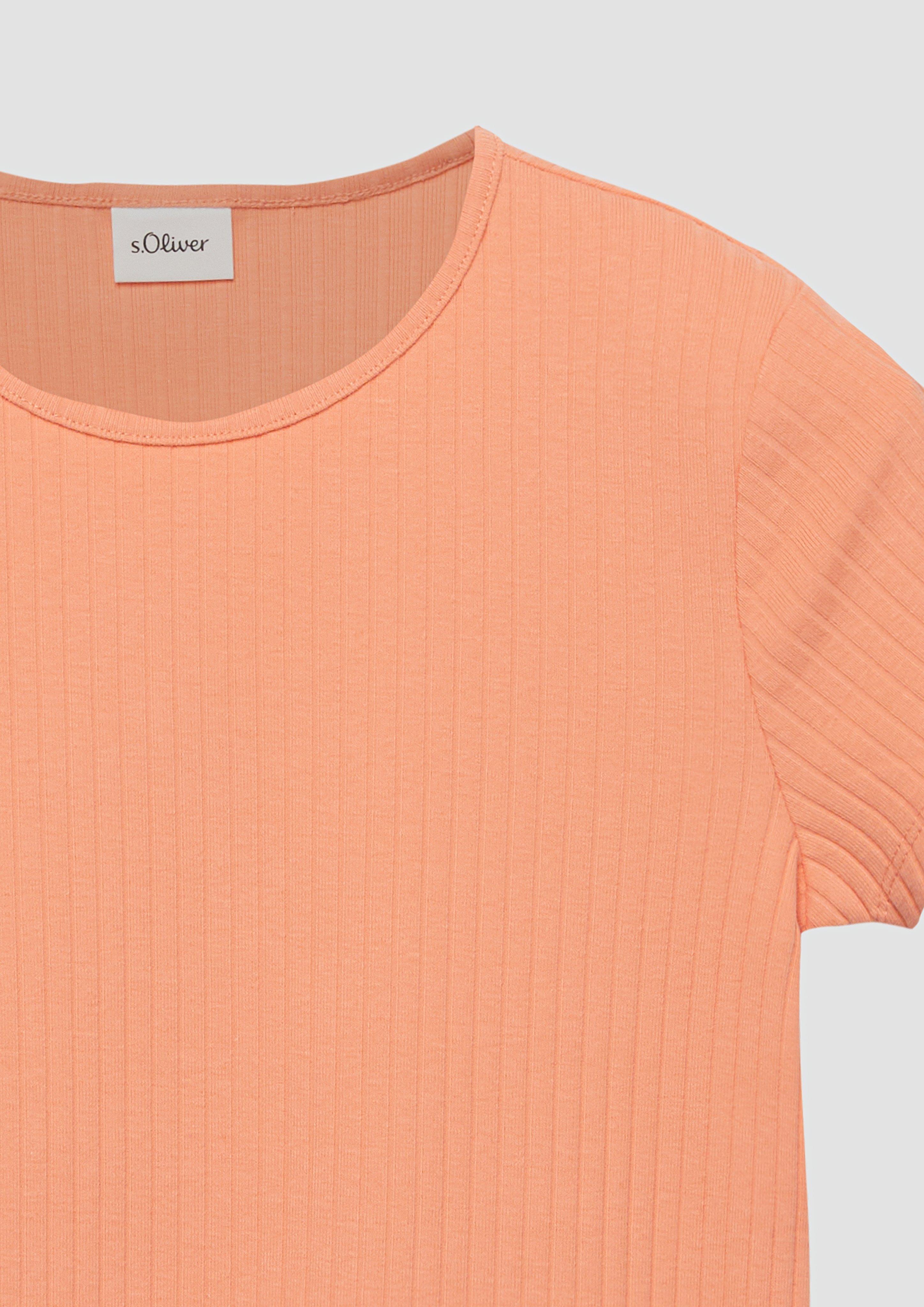 T-shirt in 2218, 4615 & 0401