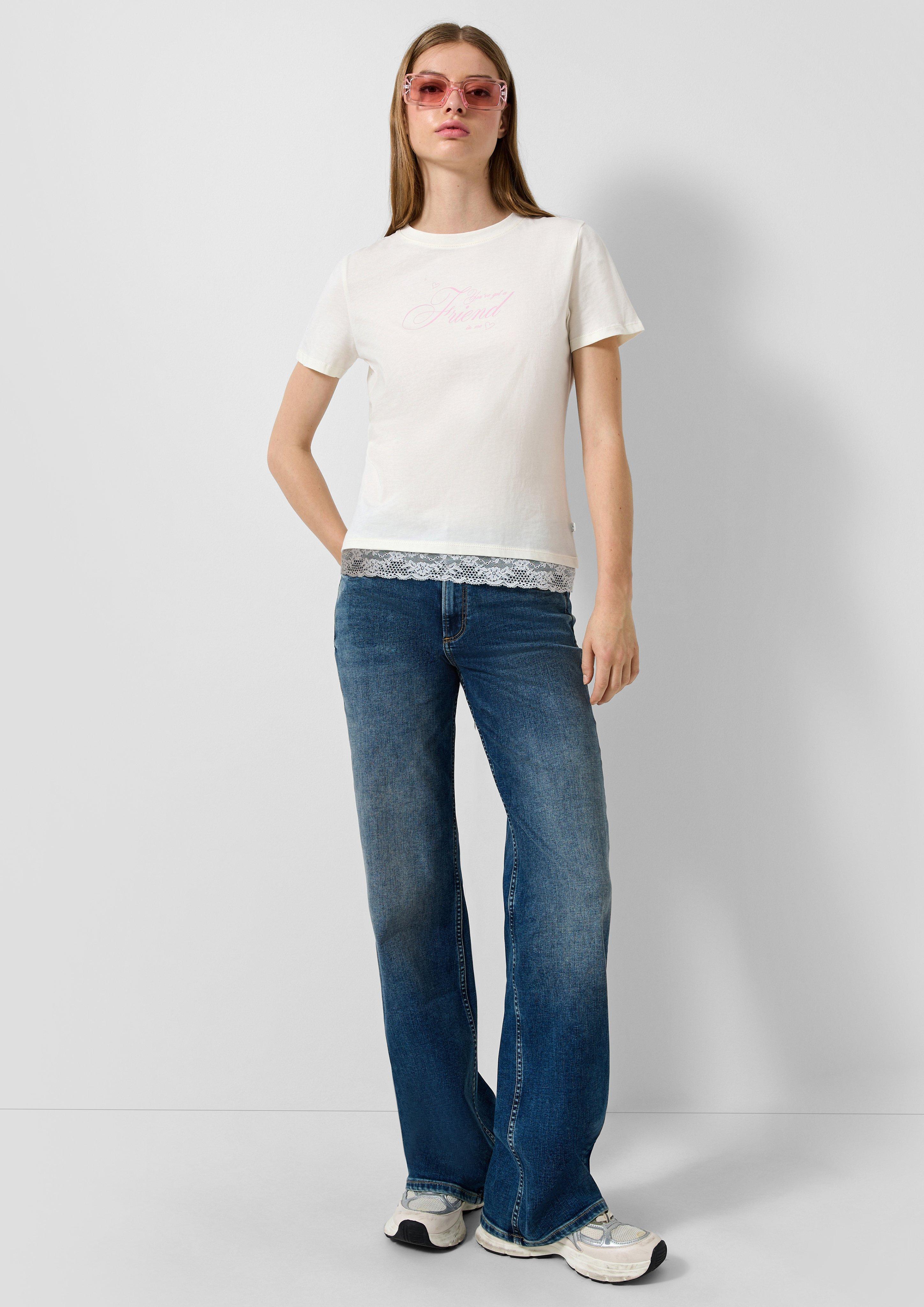 T-Shirt in 02D0 & 99D0