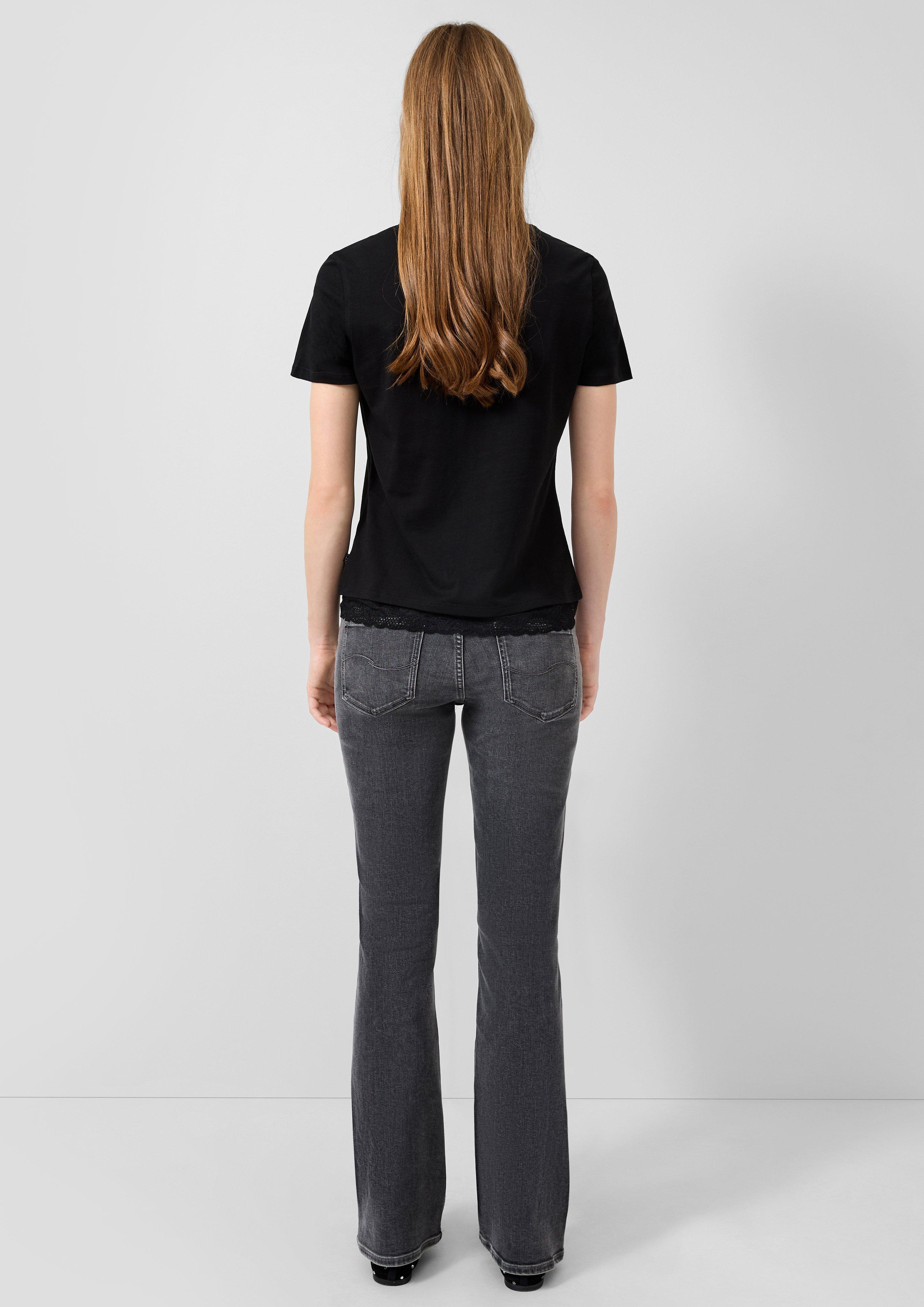 T-Shirt in 99D0 & 02D0