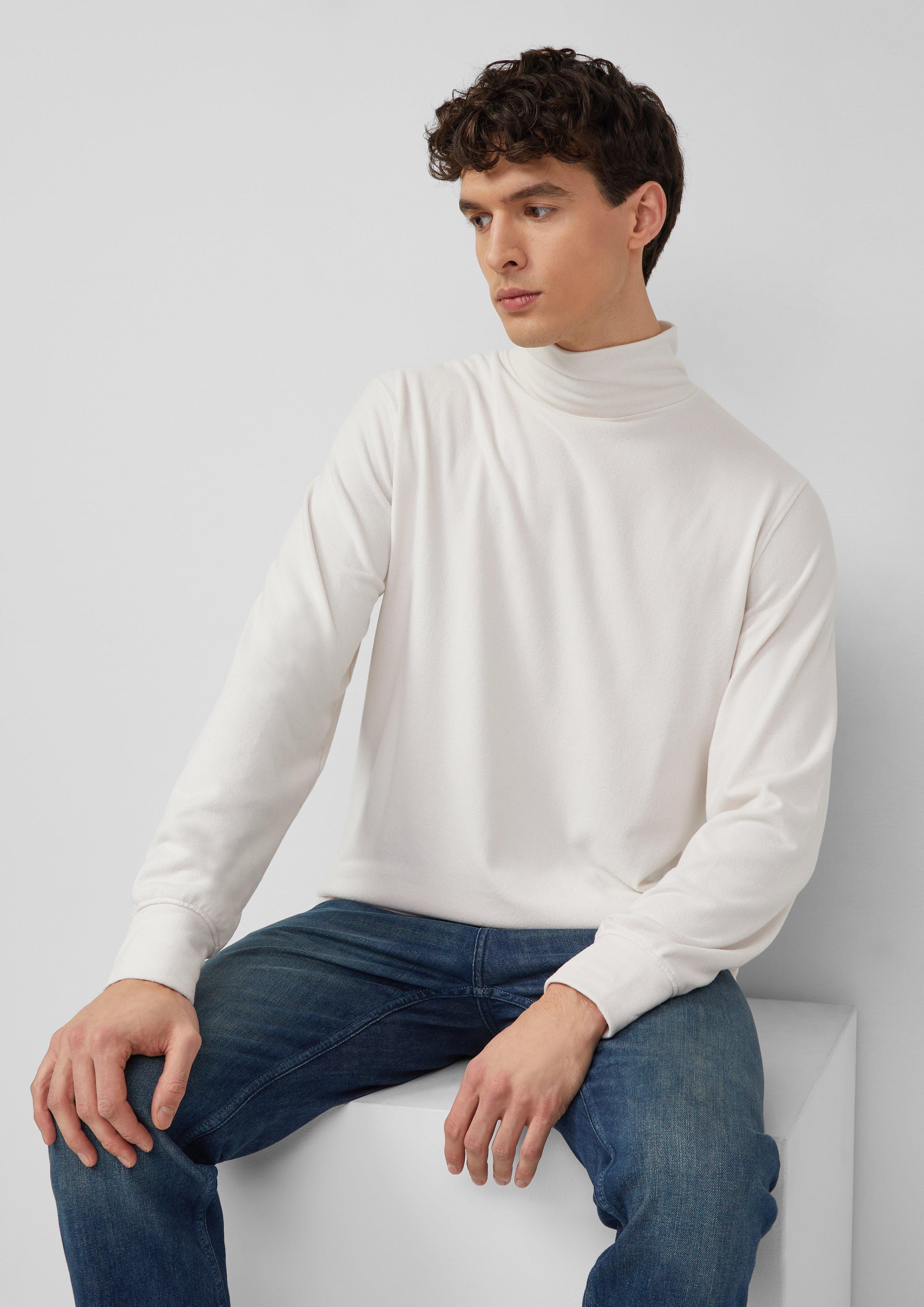 T-shirt in 9000, 6720, 5978, 9999, 7938 & 9573