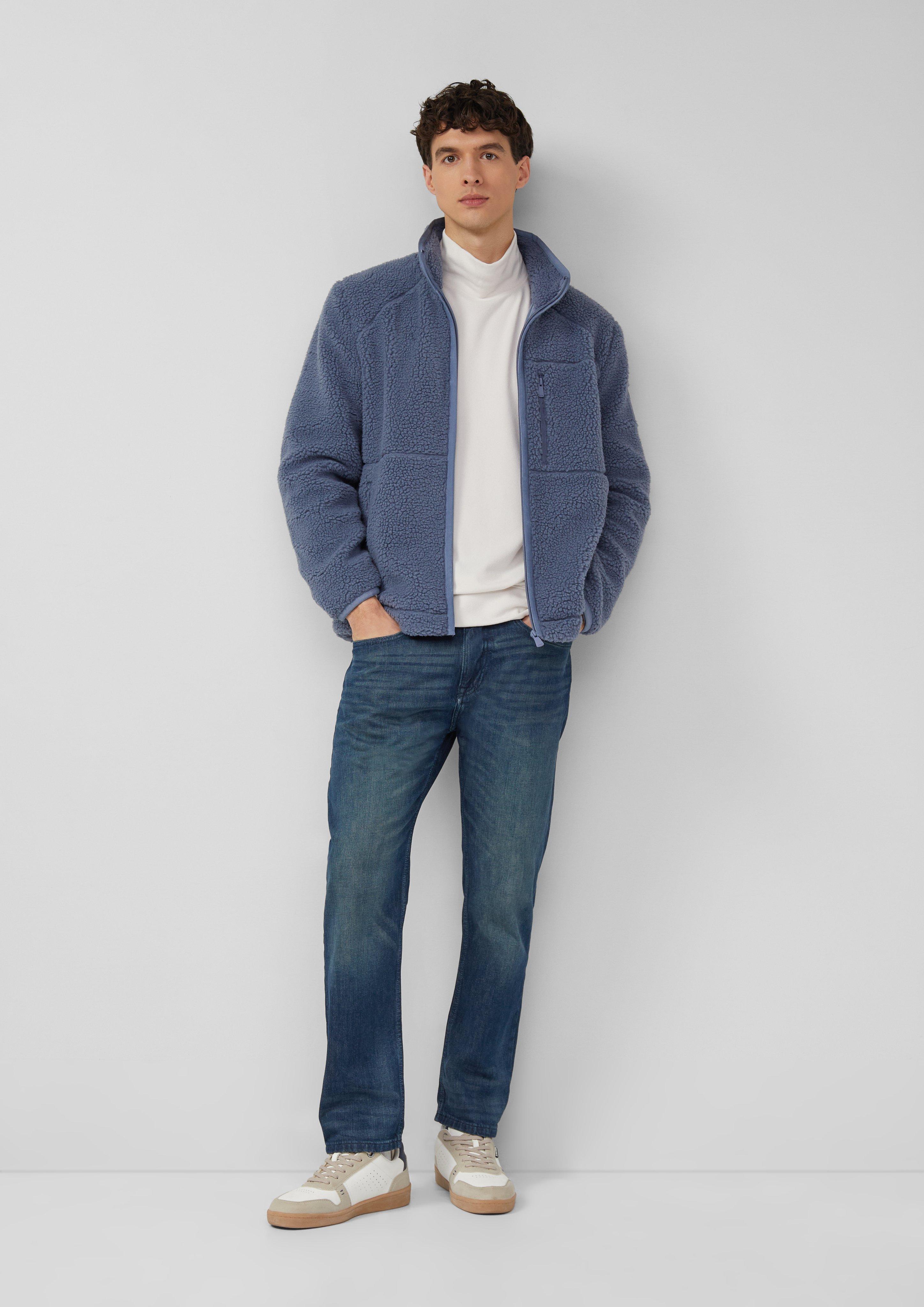 T-shirt in 9000, 6720, 5978, 9999, 7938 & 9573