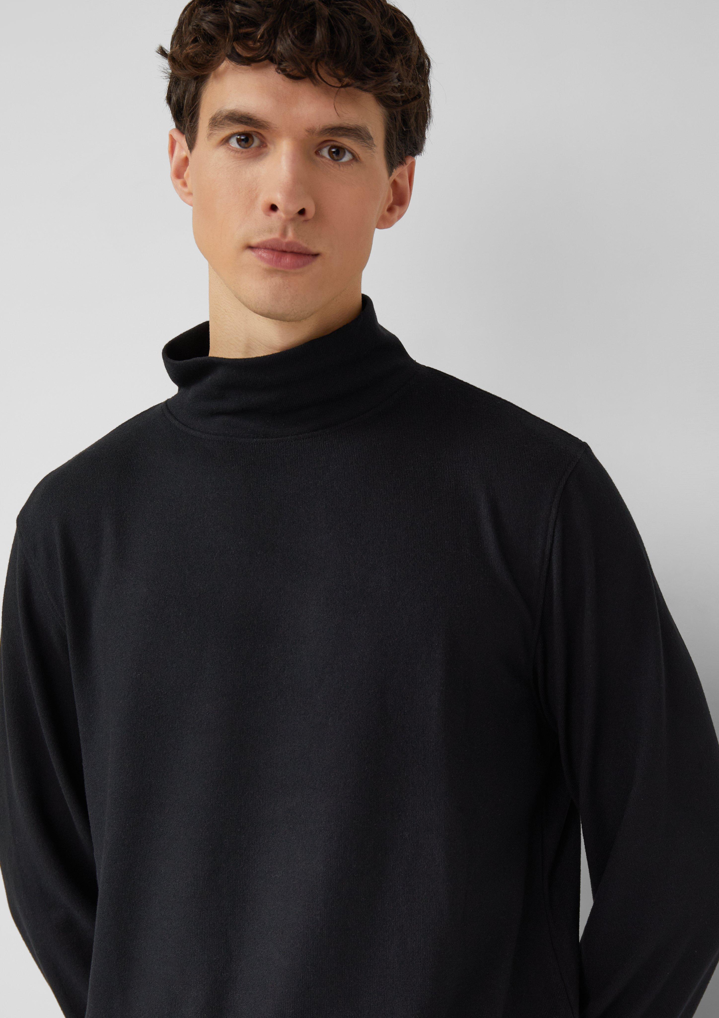 T-shirt in 9999, 6720, 5978, 9000, 7938 & 9573