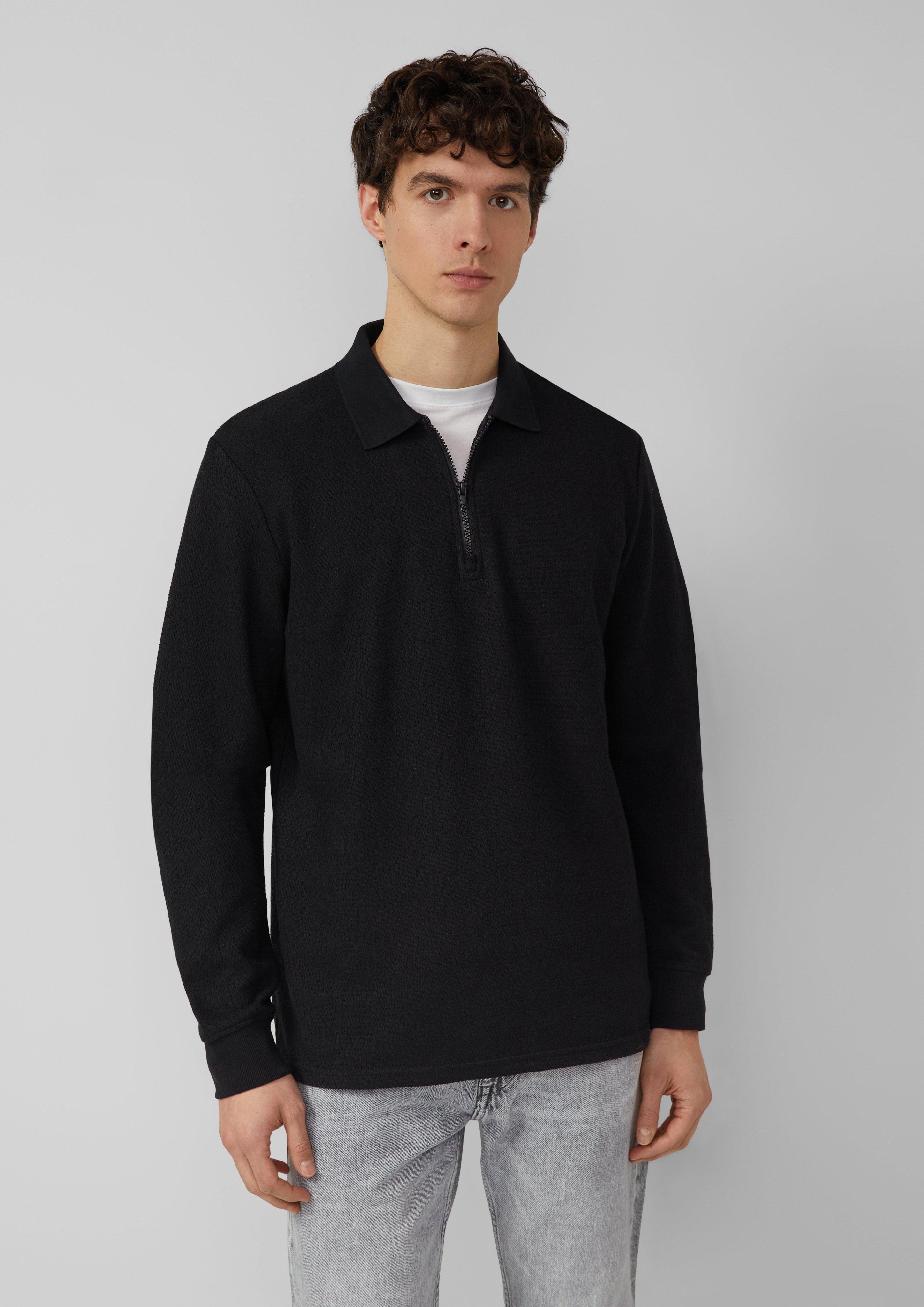 tričko s límečkem in 