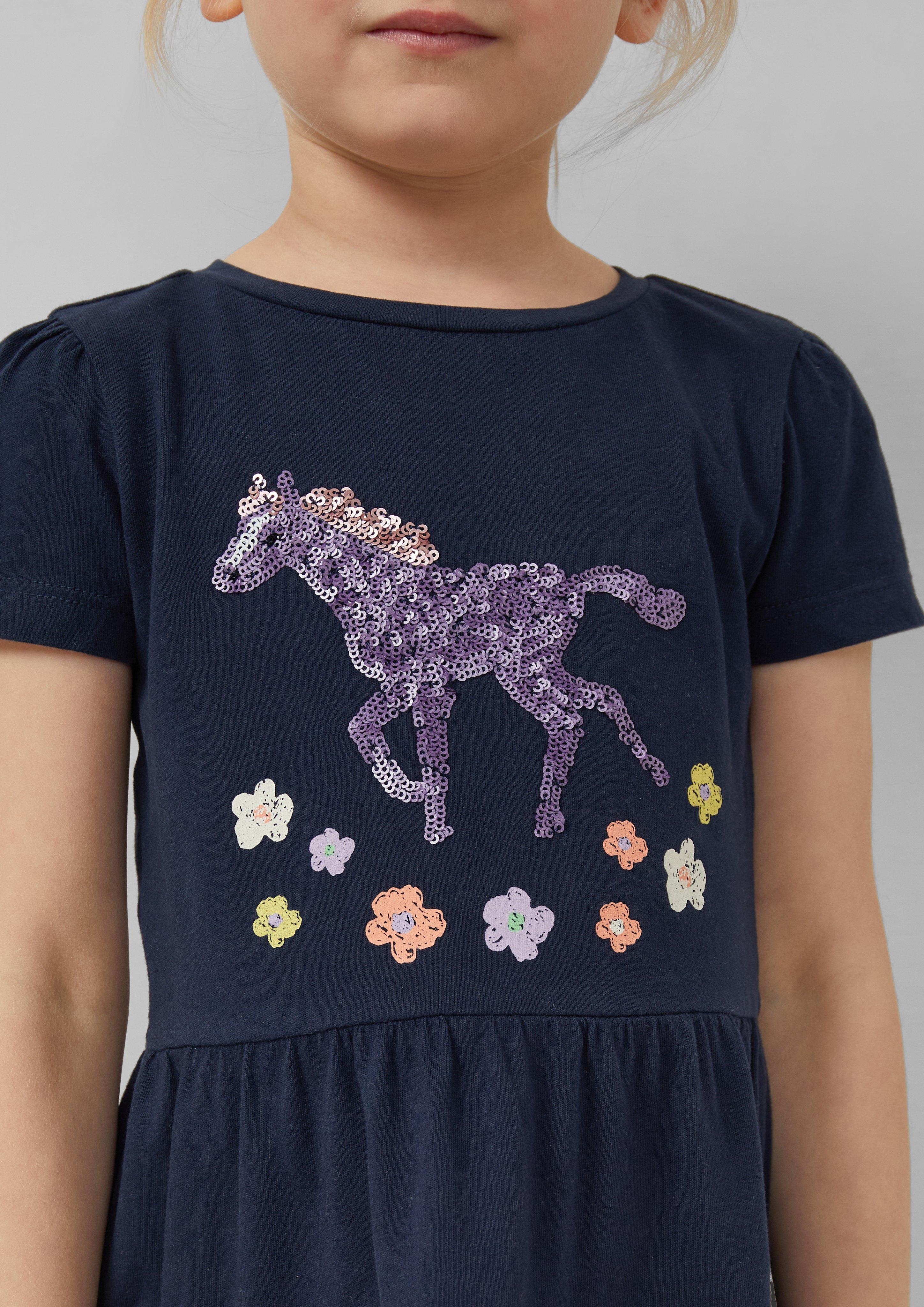 Robe in 5952, 2218 & 4615