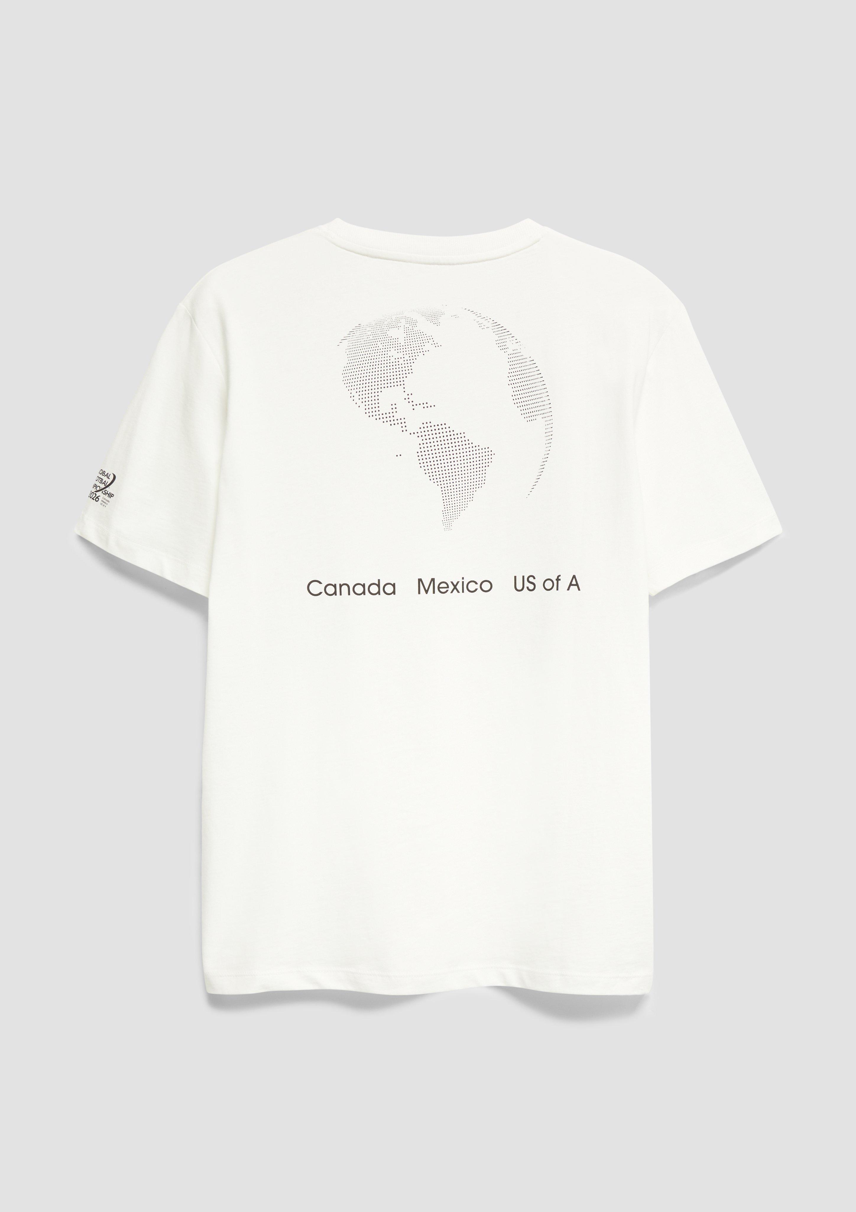 T-Shirt in 02D1 & 99D1