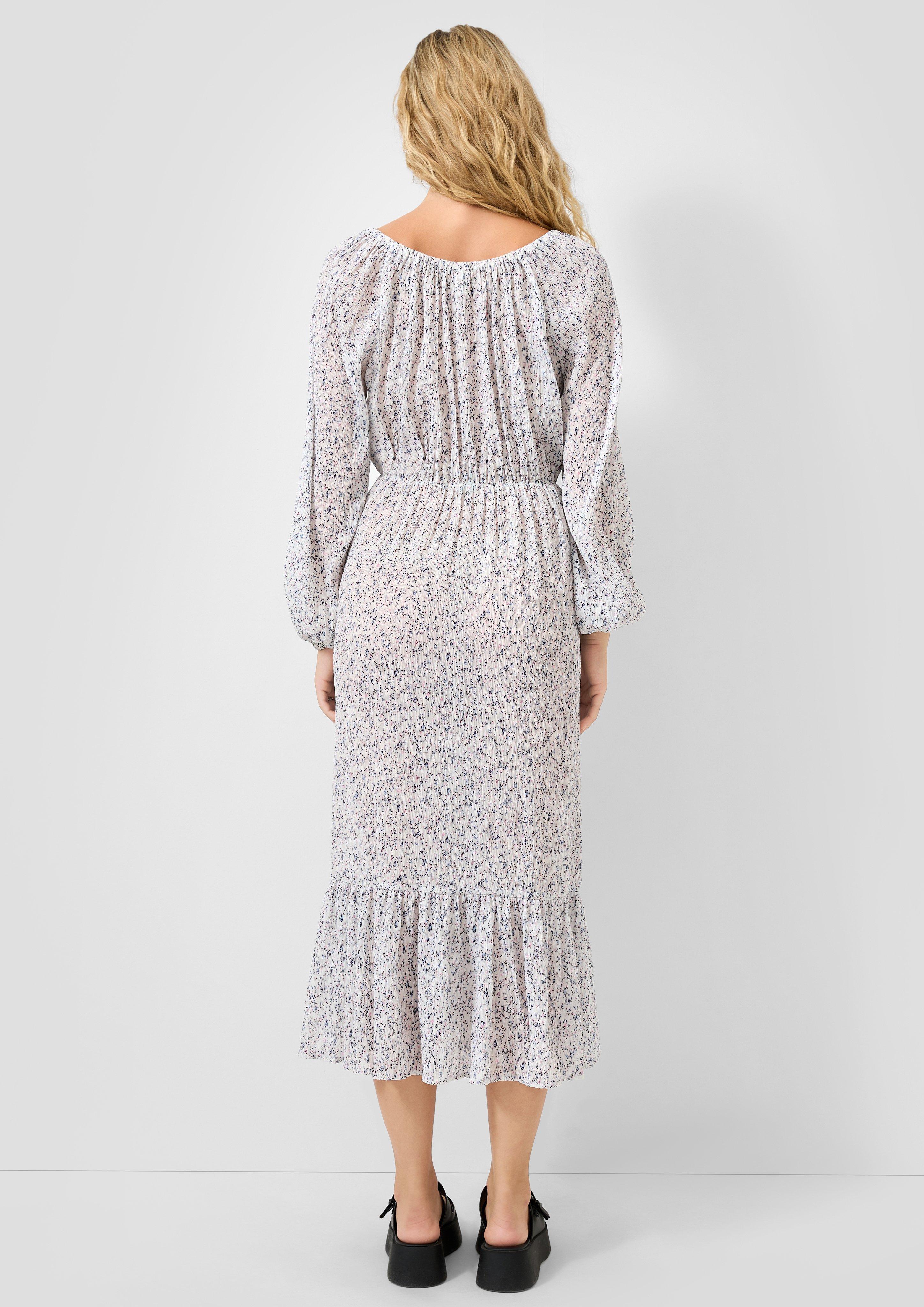 Šaty in 03A0 & 99A0