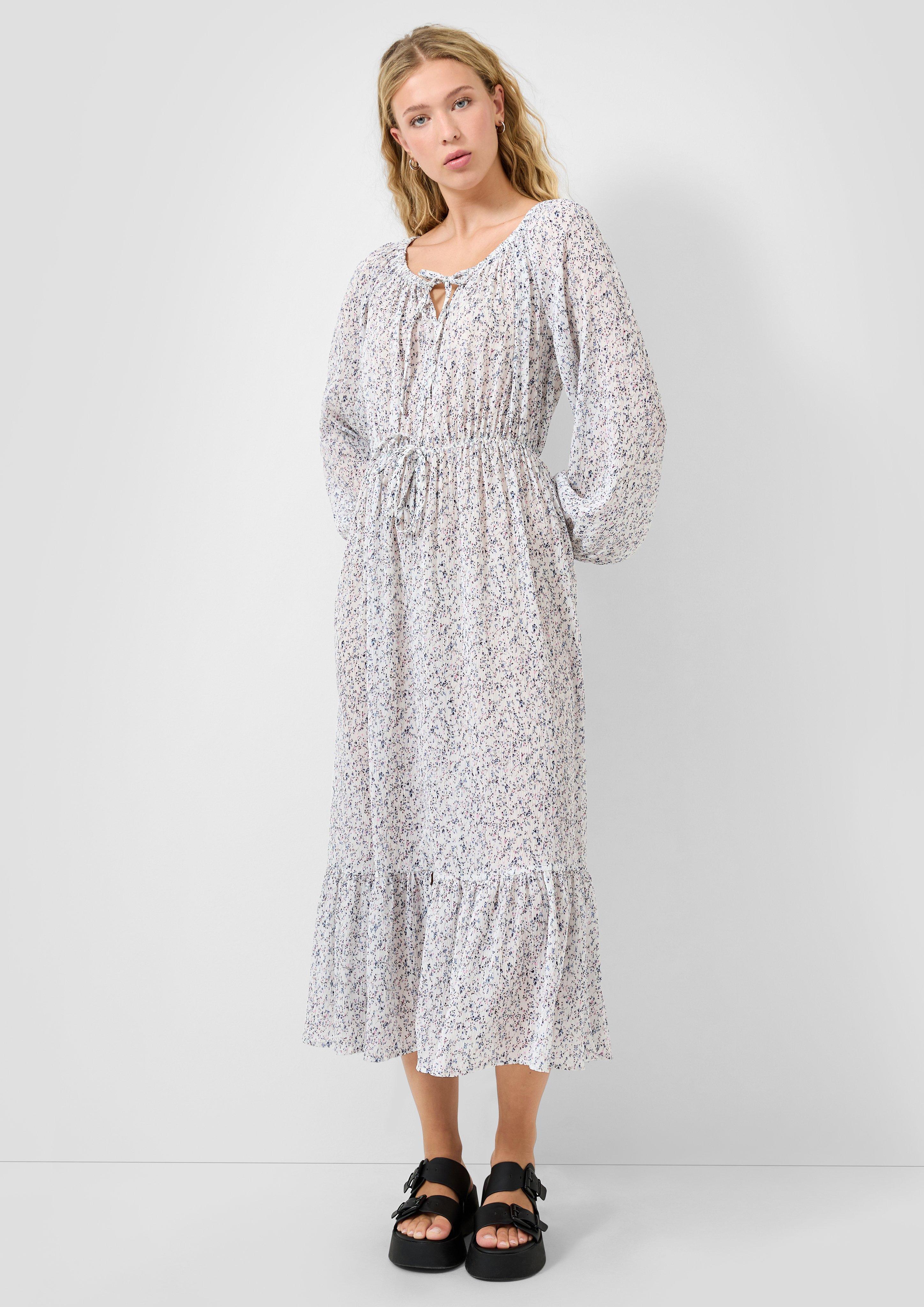 Šaty in 03A0 & 99A0