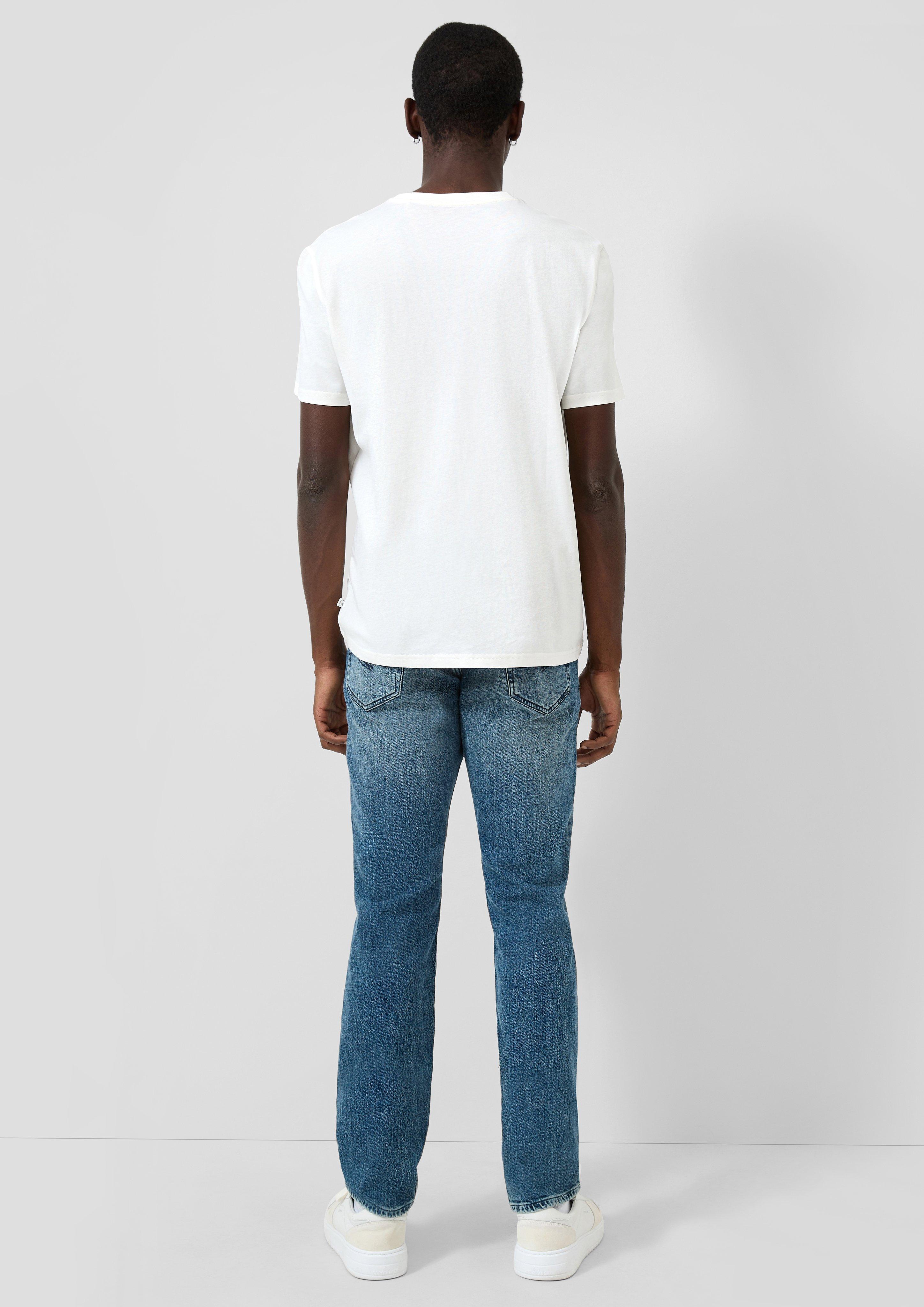 T-Shirt in 02D0, 61D0 & 50D0