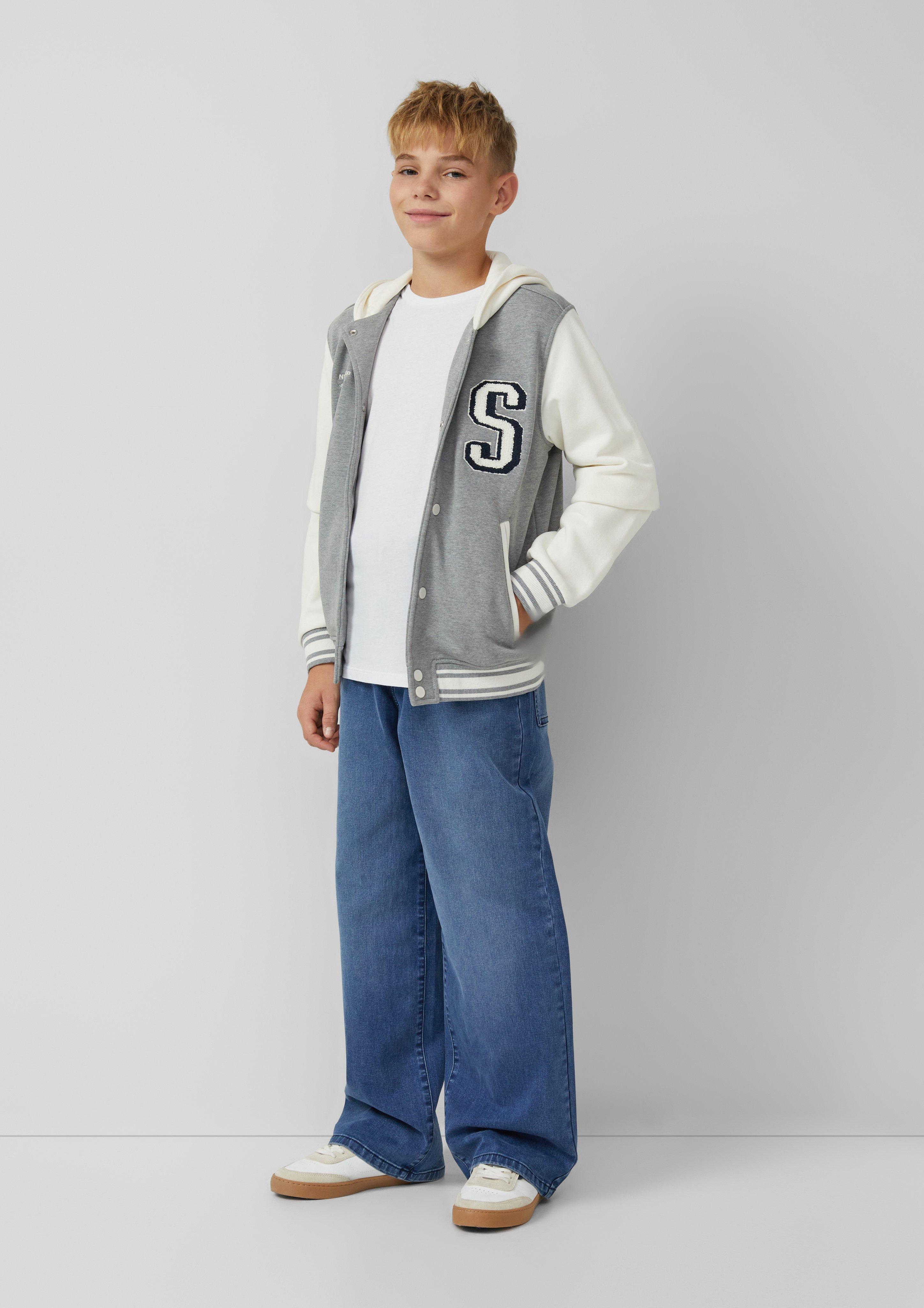 T-Shirt in 0100, 4615, 0401 & 5742