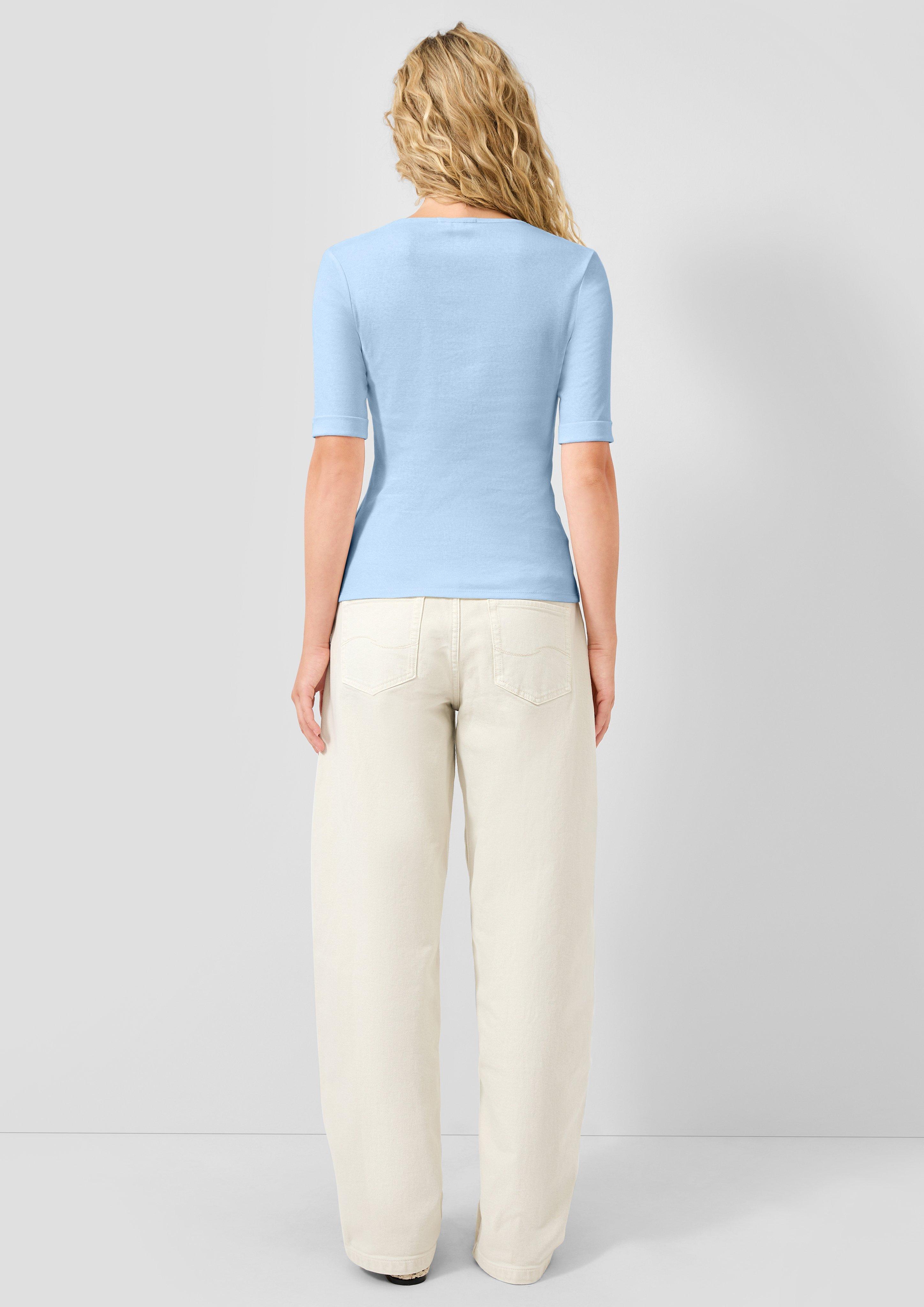 T-Shirt in 5104, 0300 & 9999