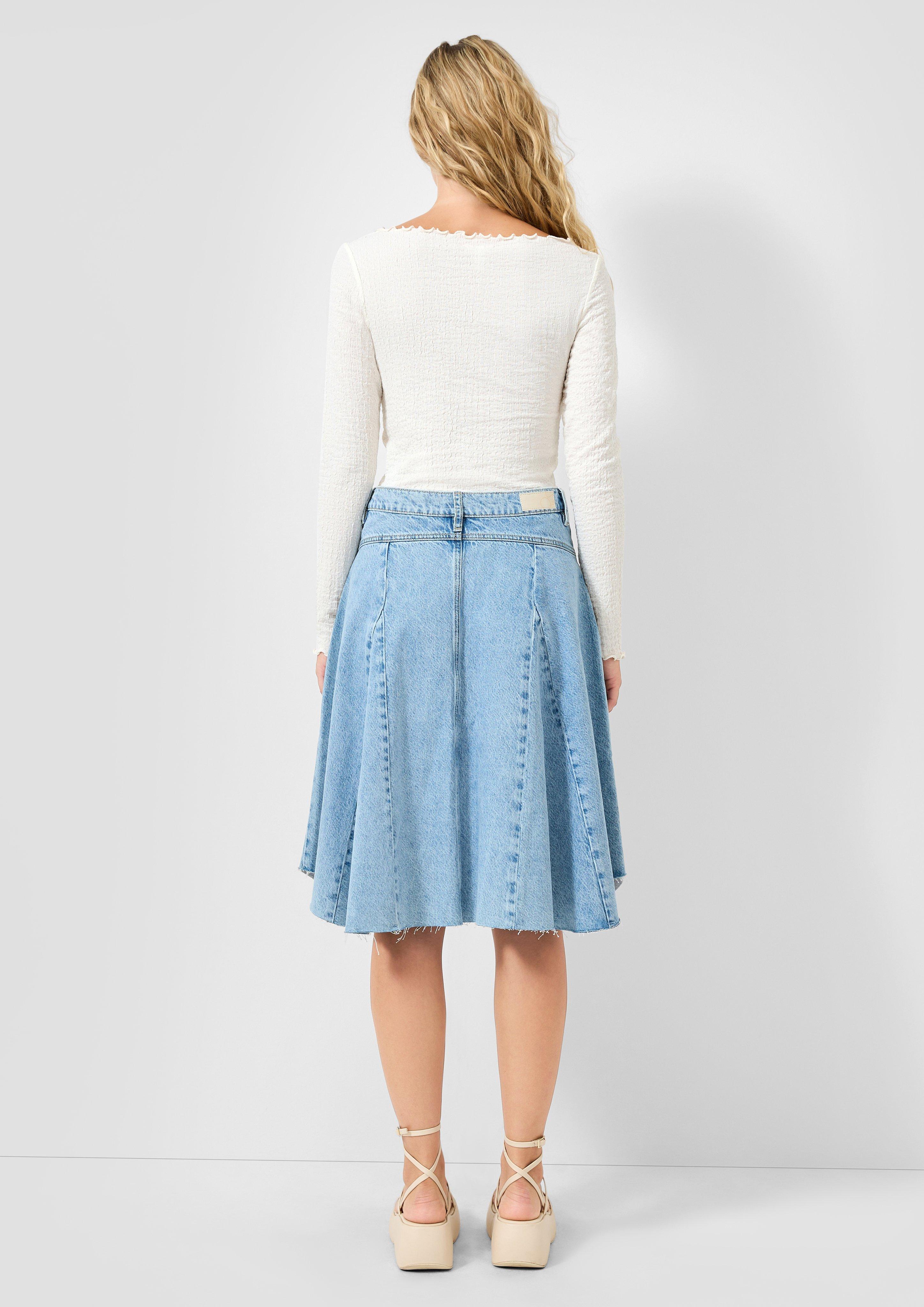 T-Shirt in 0300 & 9625