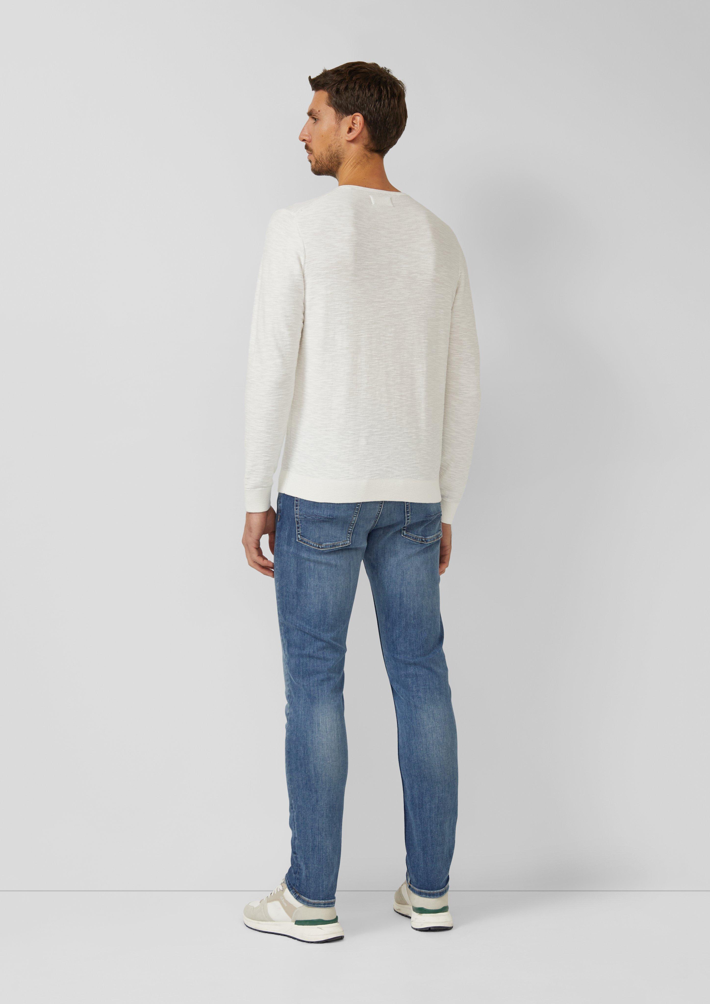 Pull en maille in 0200, 5978, 3410, 8919, 6122, 6244, 4242 & 7853