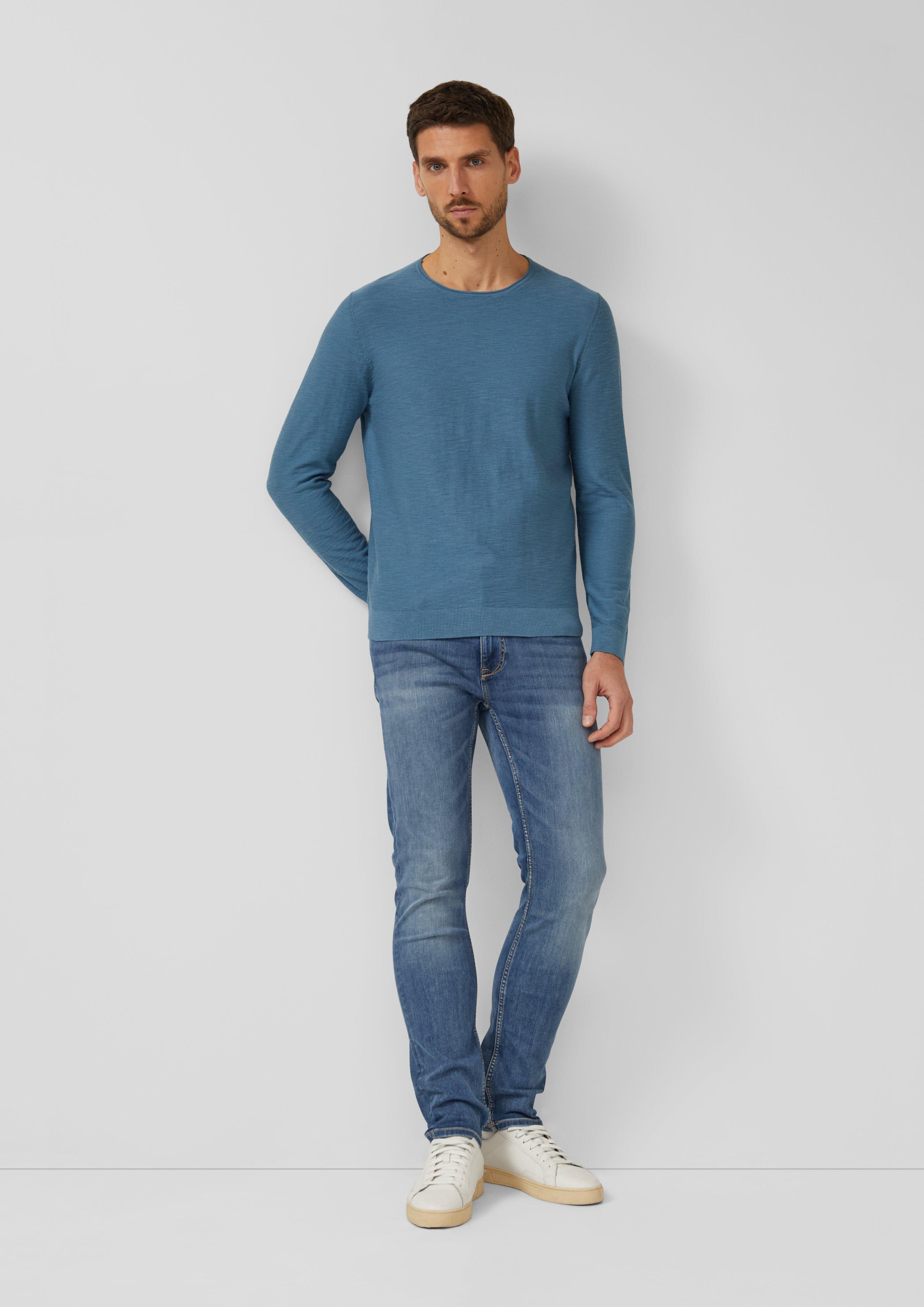 Pull en tricot in 6244, 0200, 5978, 3410, 8919, 6122, 4242 & 7853