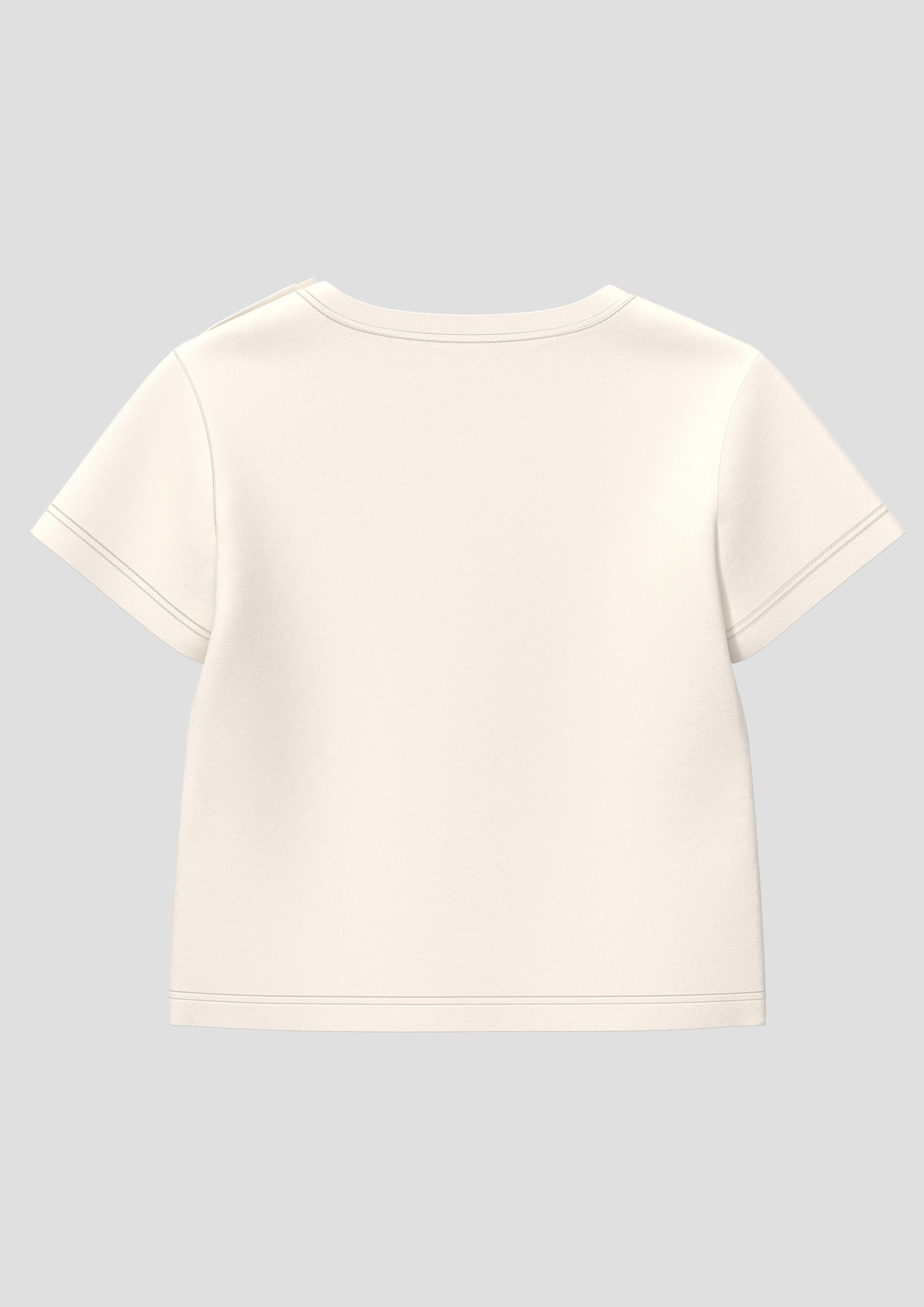 T-shirt in 0401, 7022 & 4117