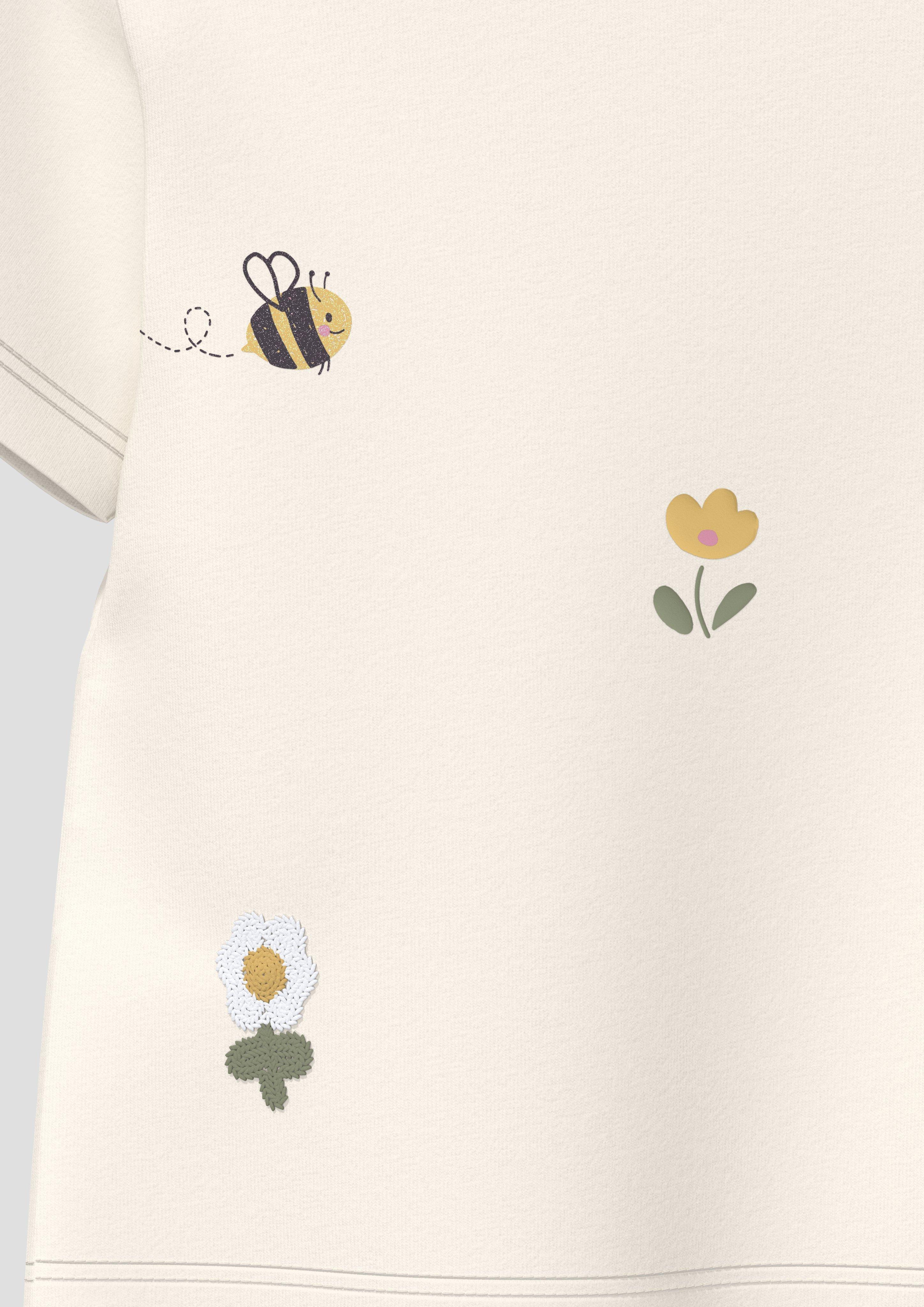 T-shirt in 0401, 7022 & 4117