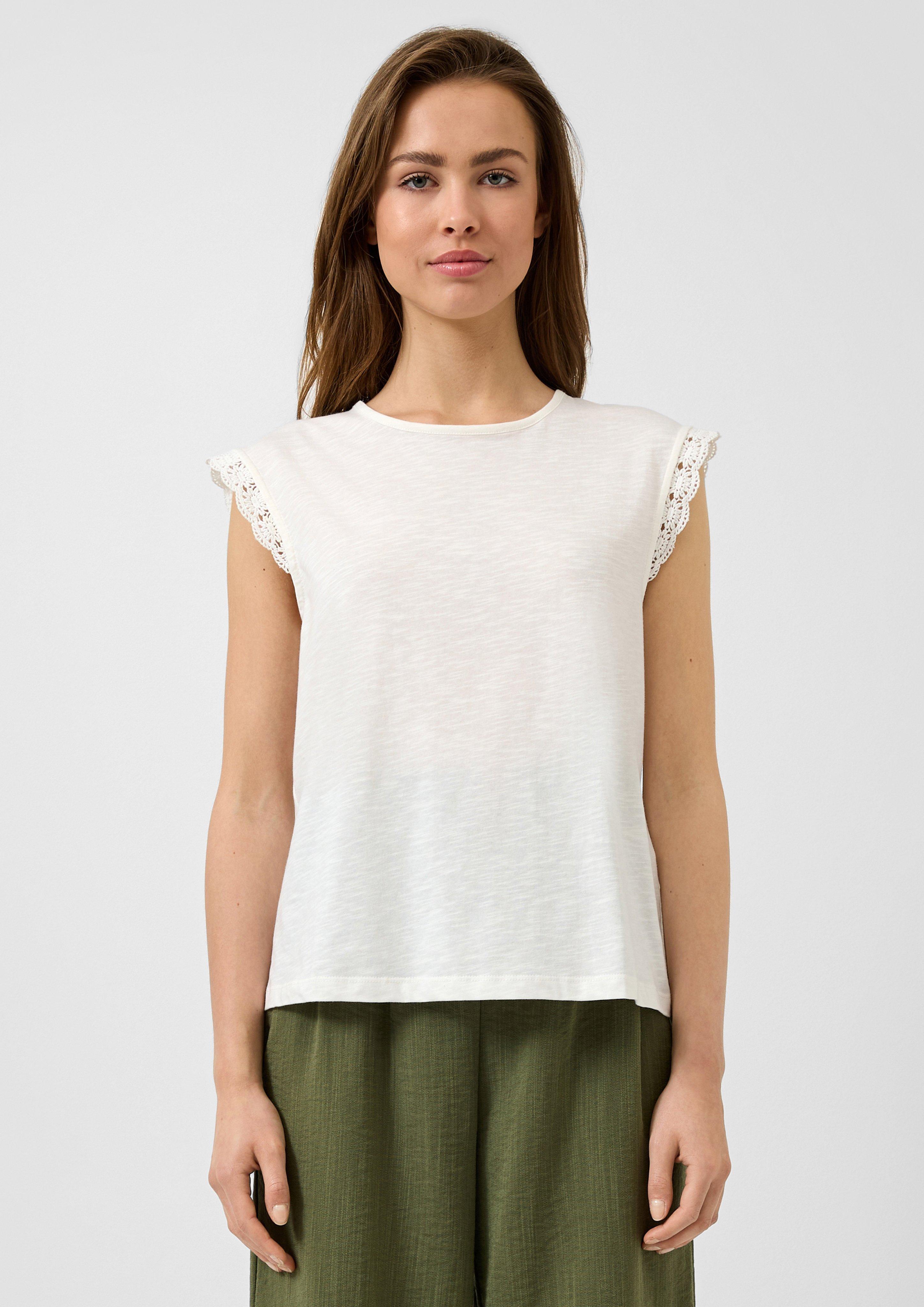 T-Shirt in 0200, 7927 & 9999