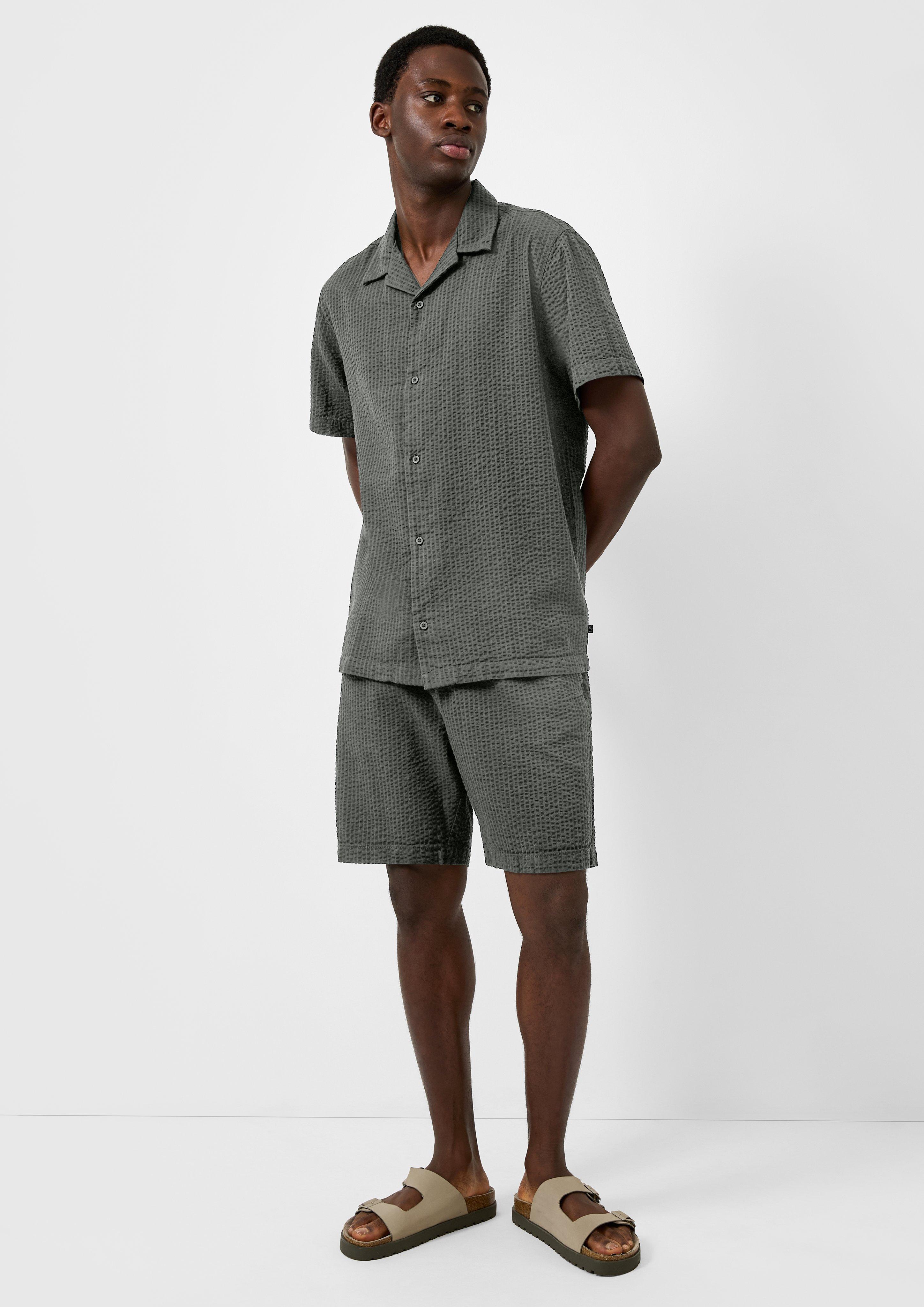 Bermude in 9711 & 9999