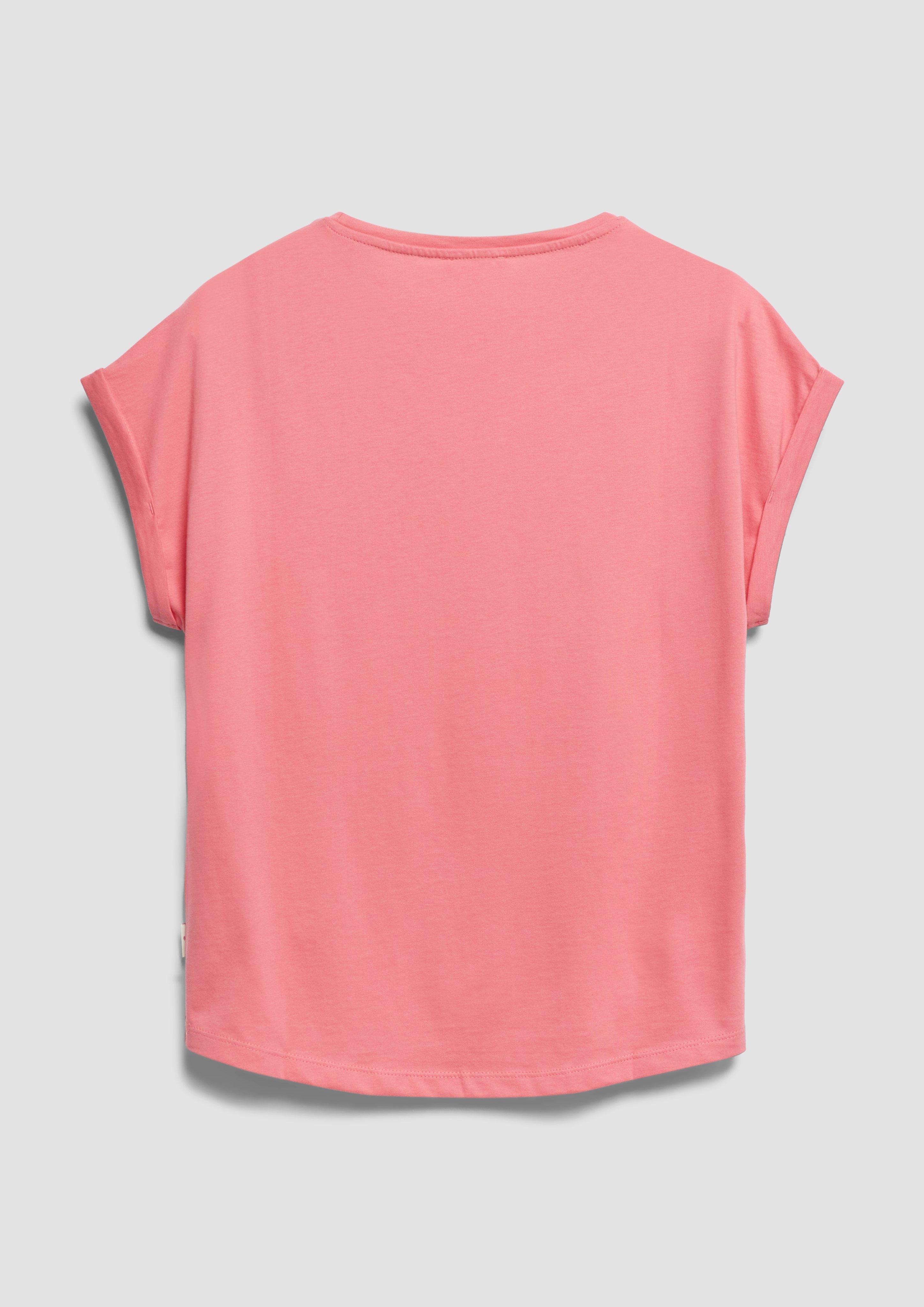 T-Shirt in 42D1, 39D2, 80D2, 99D3, 89D0, 01D0, 42D3 & 01D1