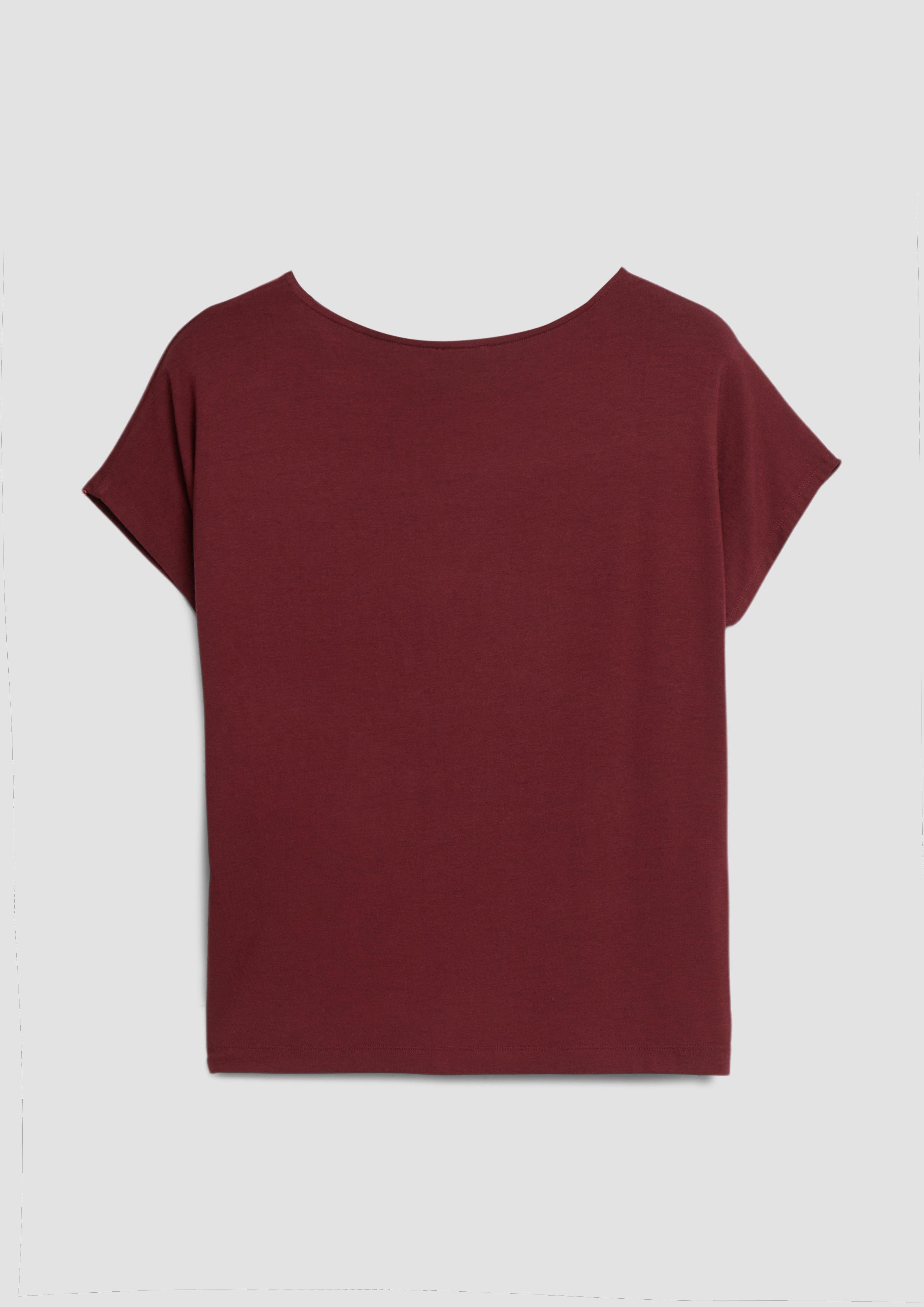 T-Shirt in 3903, 8918 & 4239