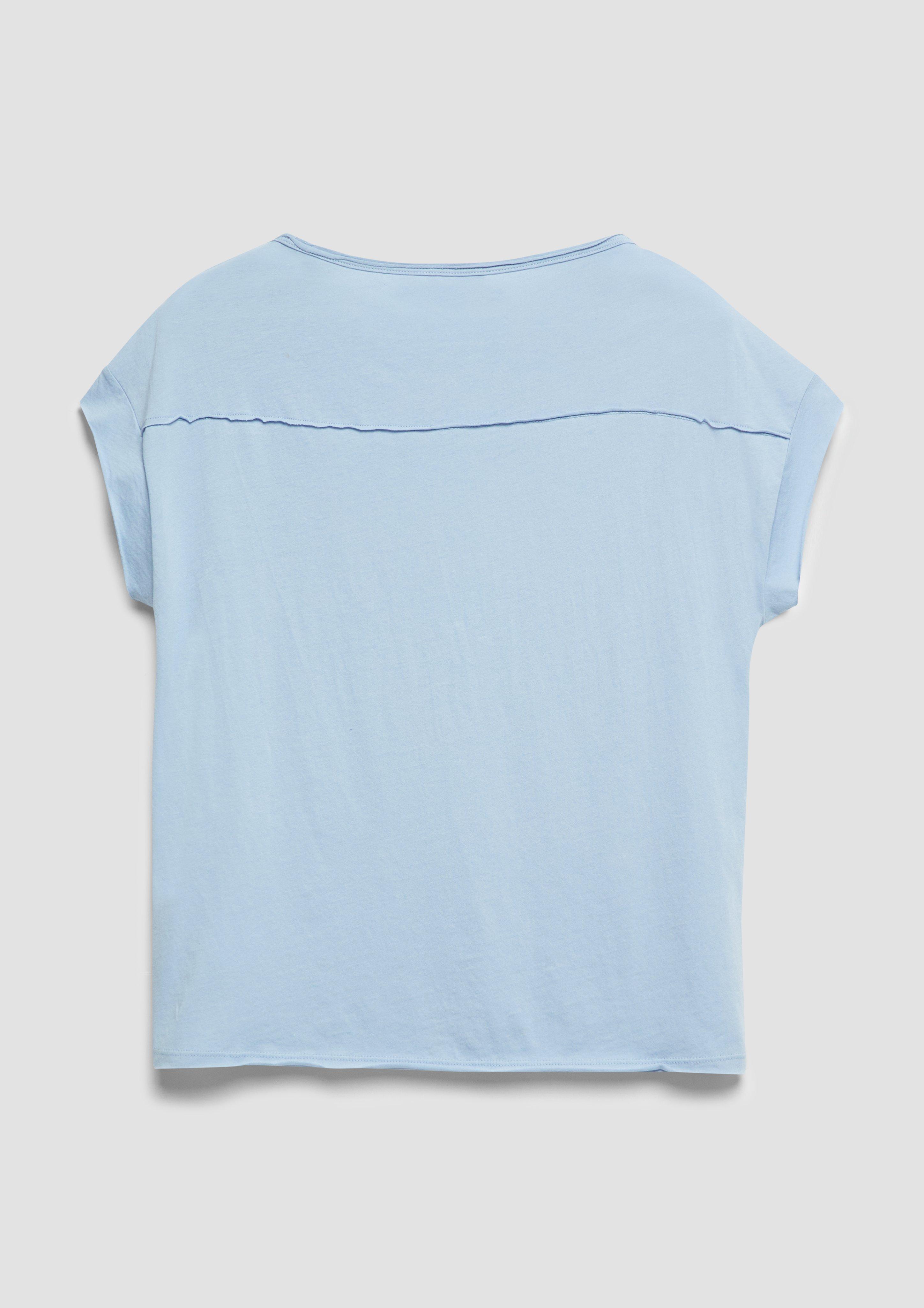 T-Shirt in 5025, 3903, 8918, 0100, 4239 & 9999