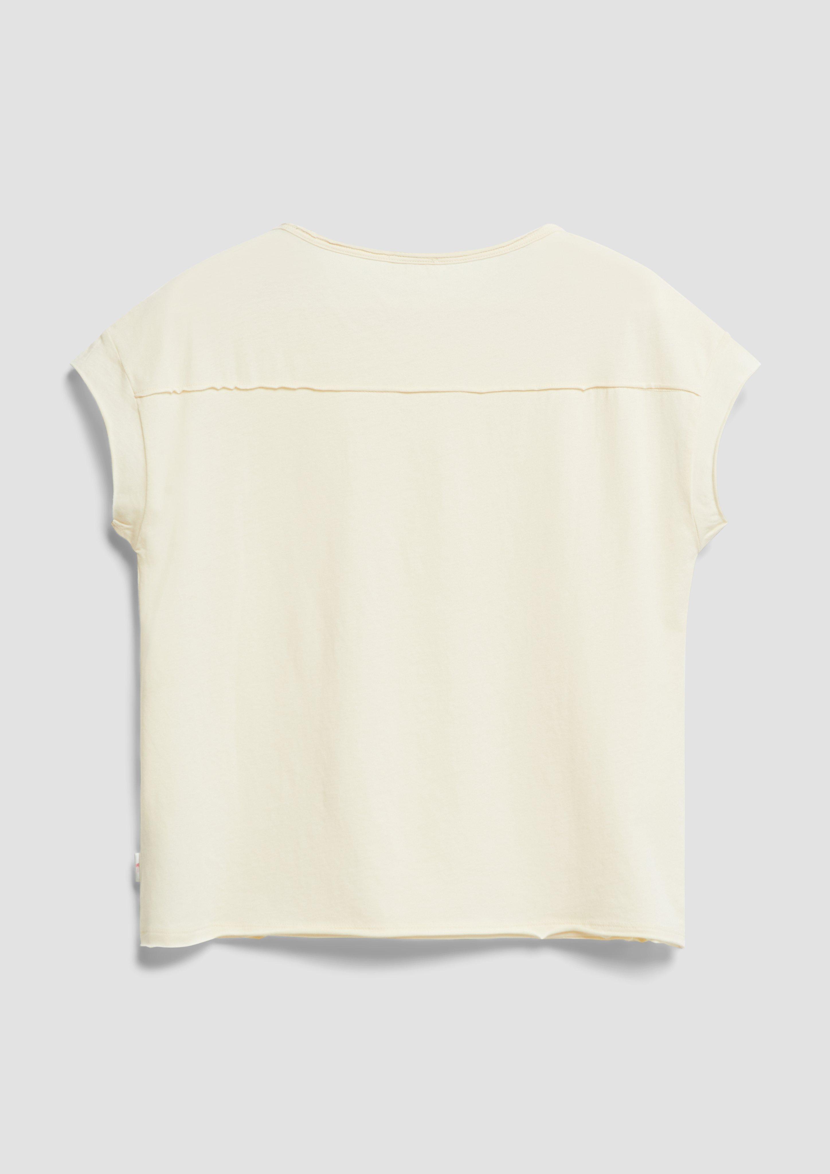 T-Shirt in 8000, 3903, 8918, 0100, 5025, 4239 & 9999