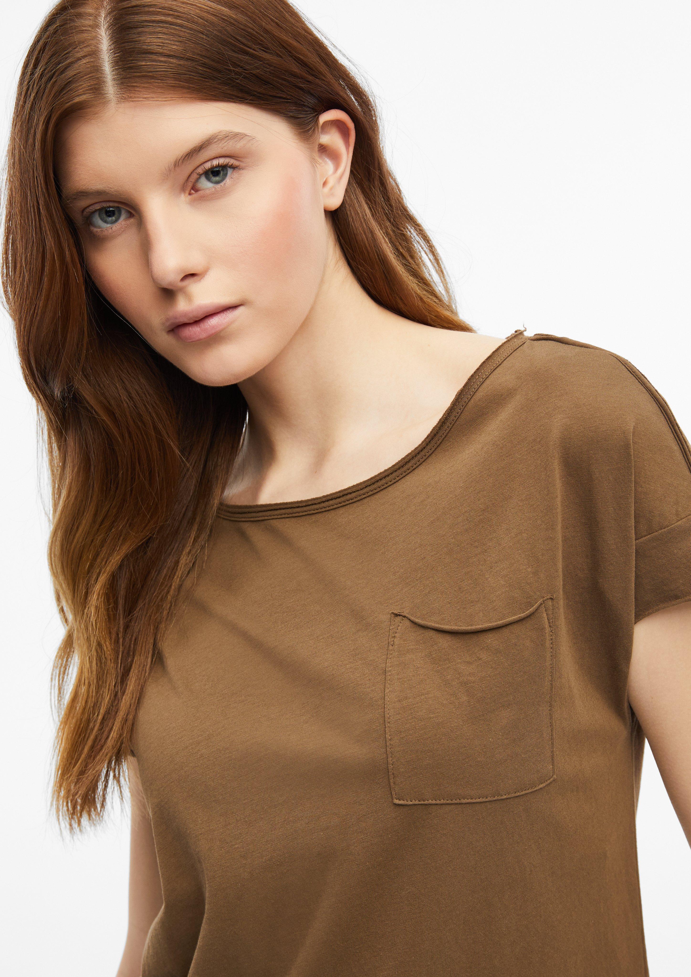  T-Shirt in  by 