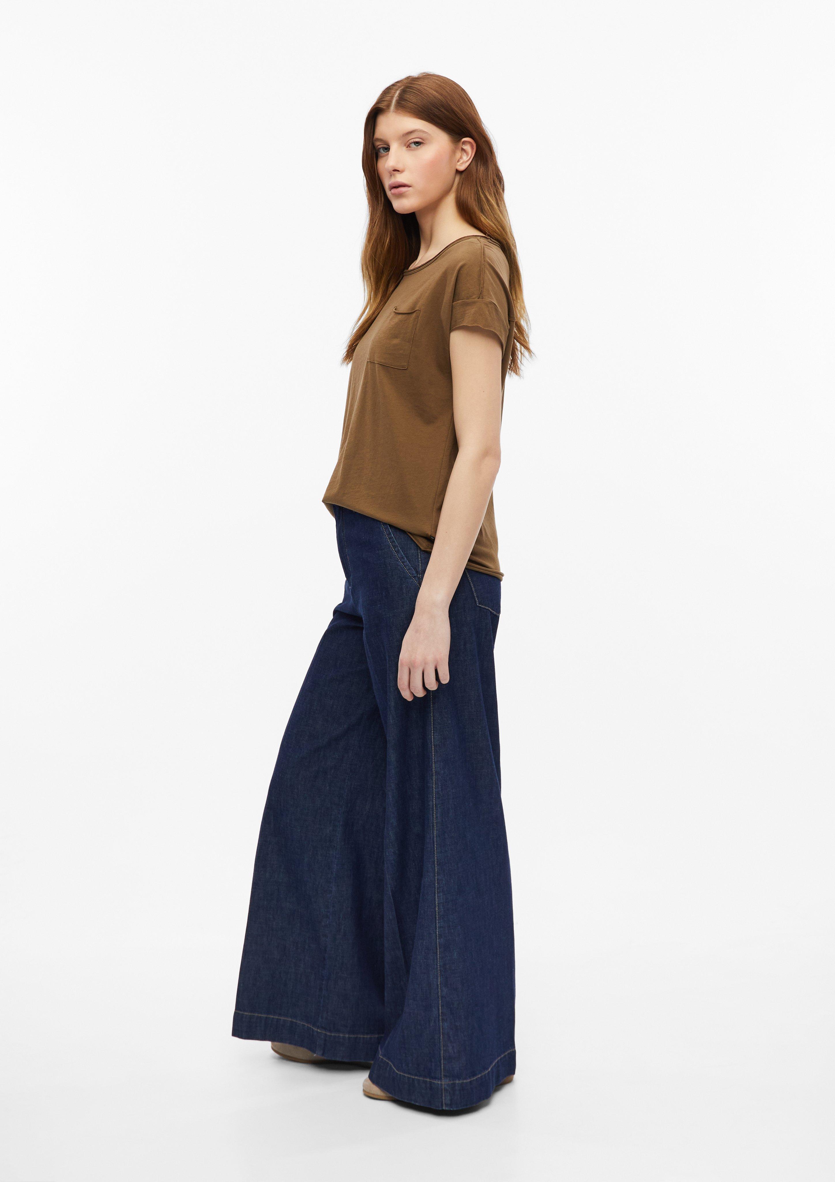  T-Shirt in  by 
