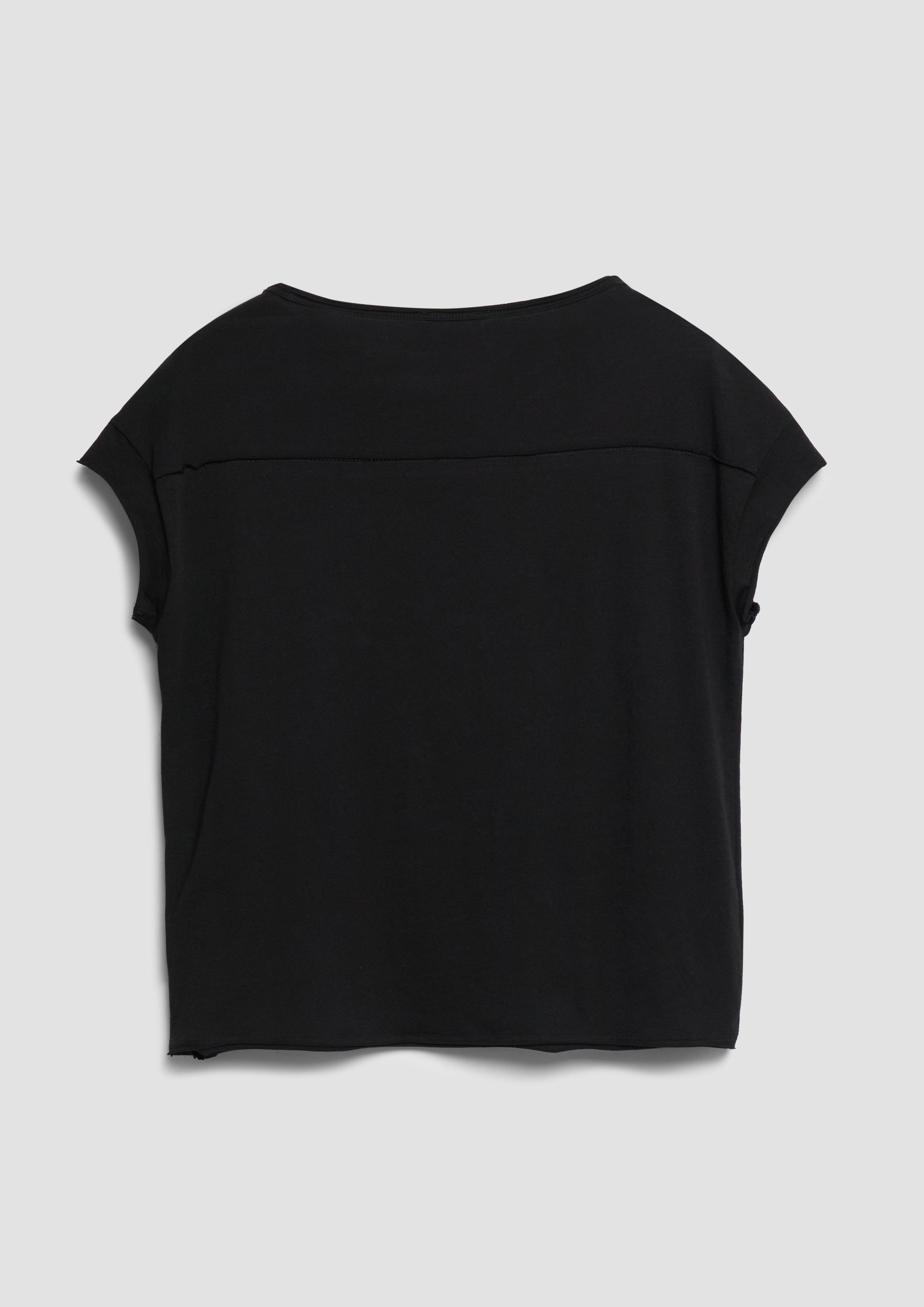 T-Shirt in 9999, 3903, 8918, 0100, 5025 & 4239