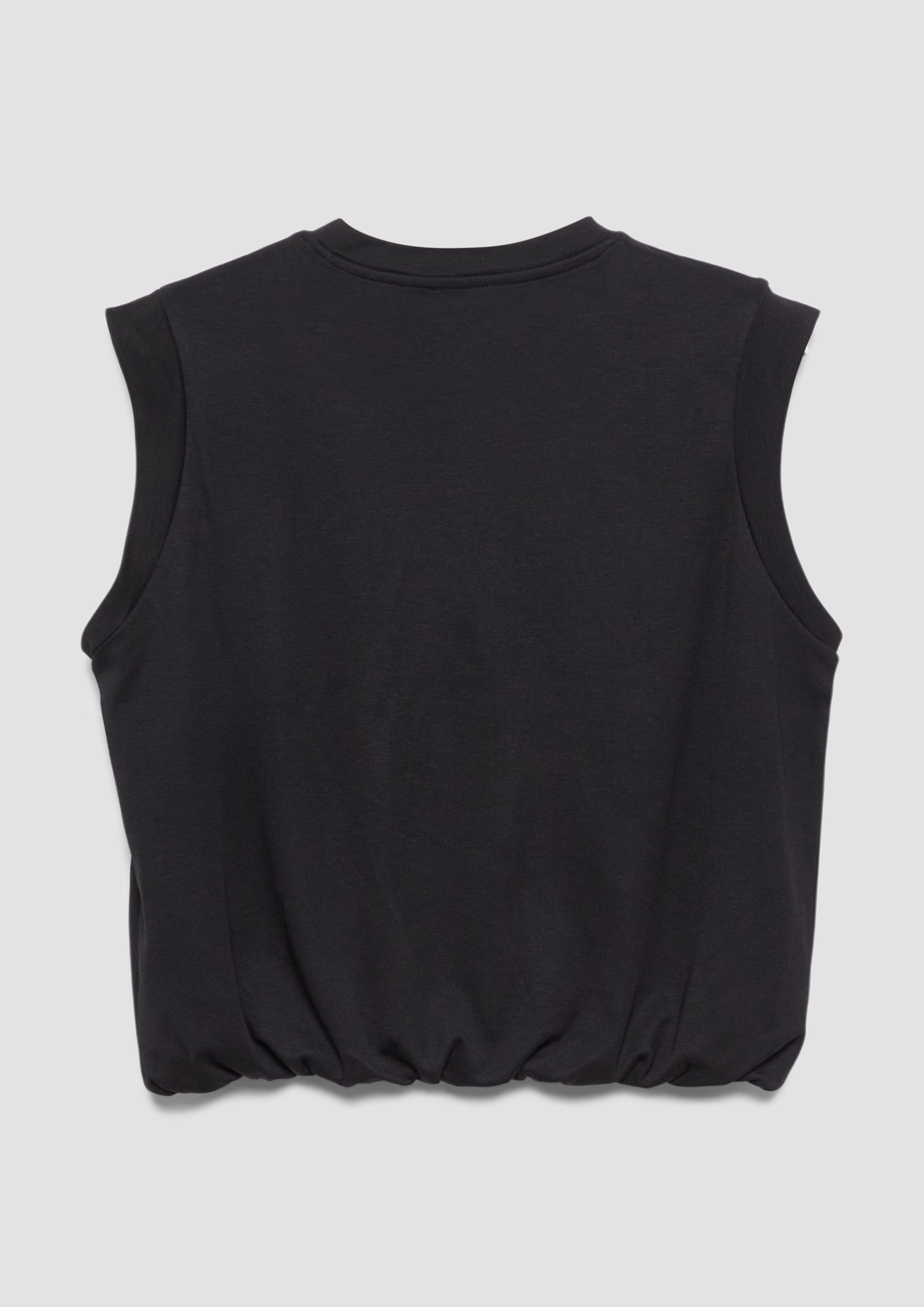 T-Shirt in 9999, 0210 & 3903