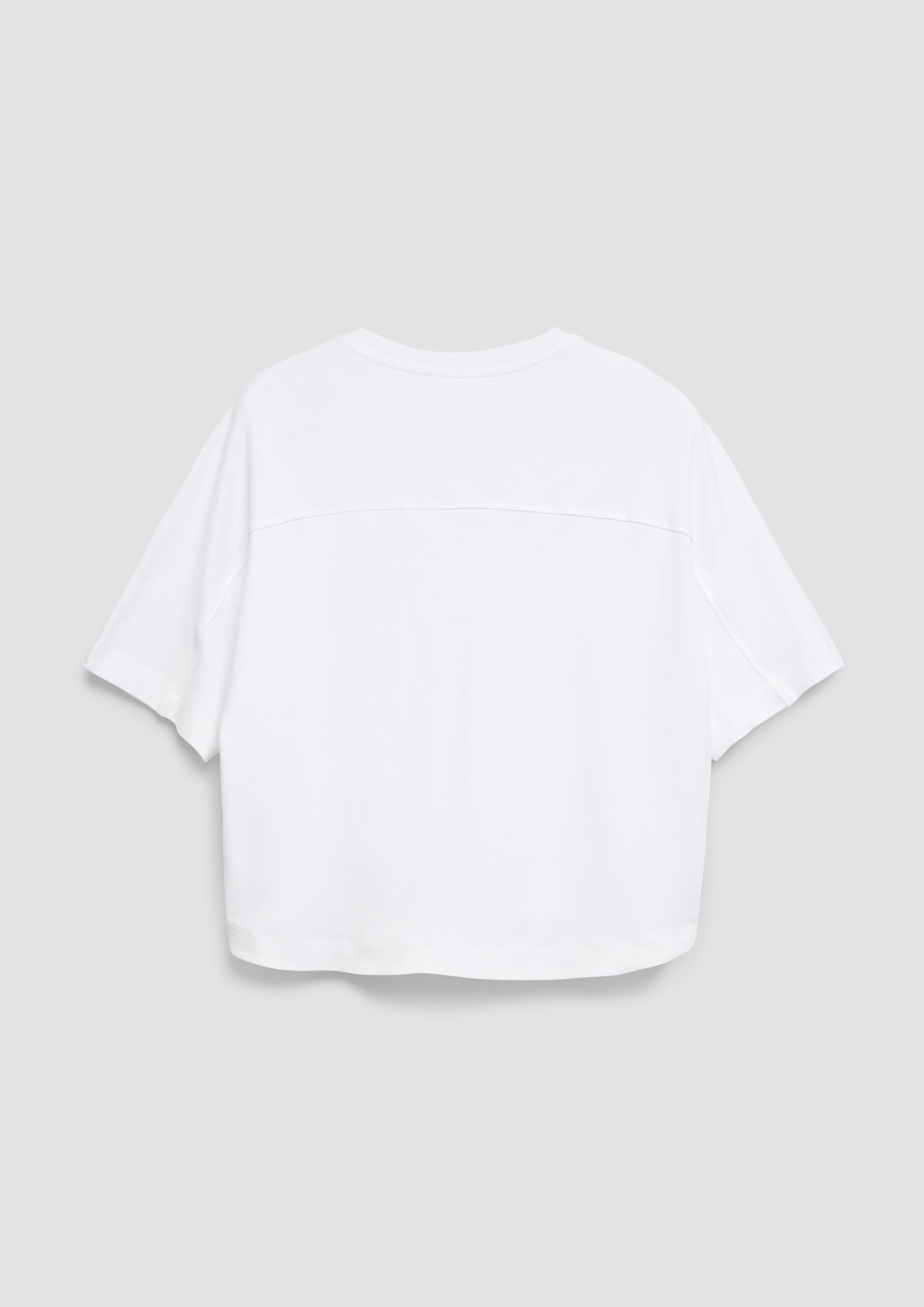 T-Shirt in 0100 & 9999