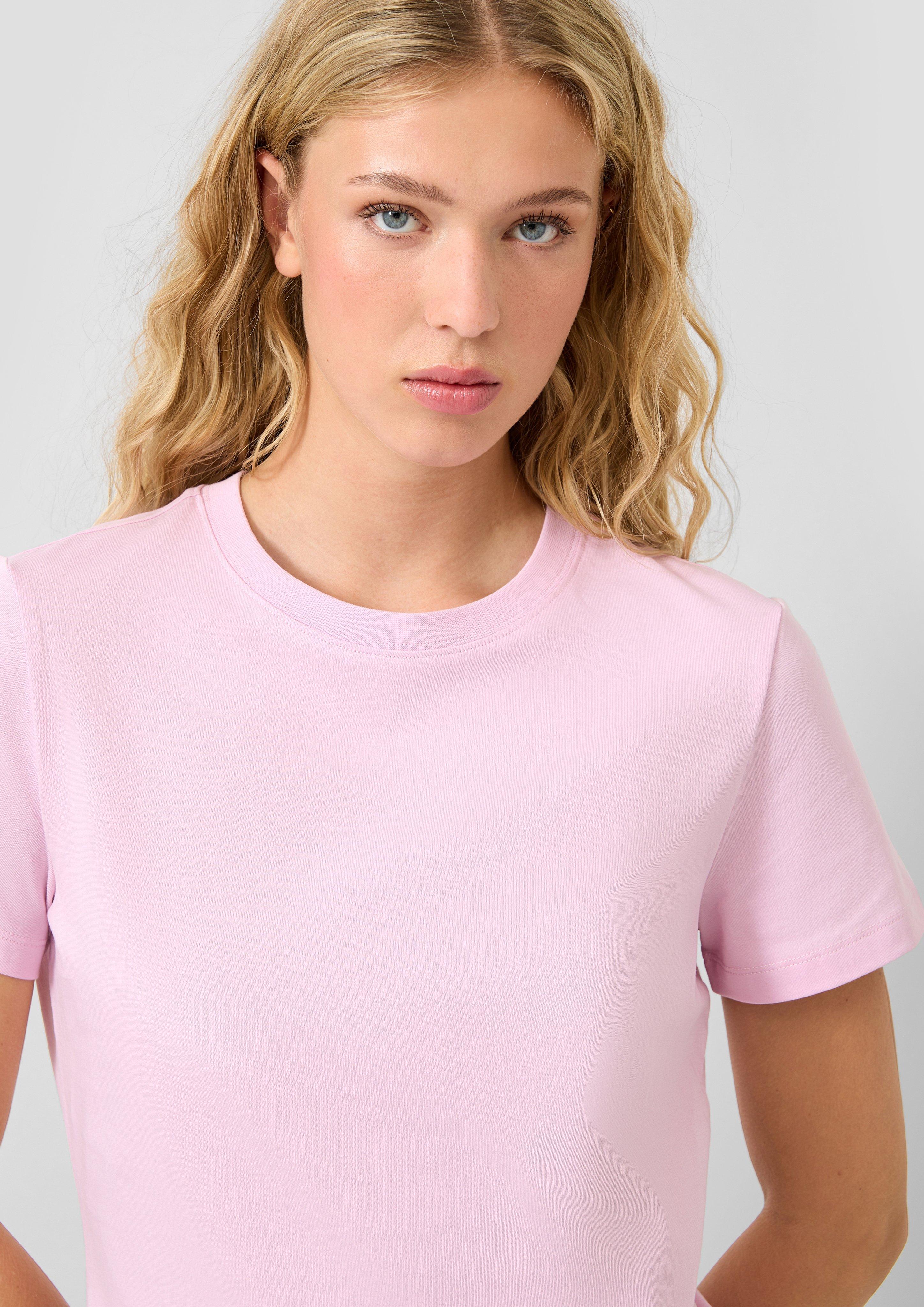 T-Shirt in 4143, 5104, 9999 & 0300