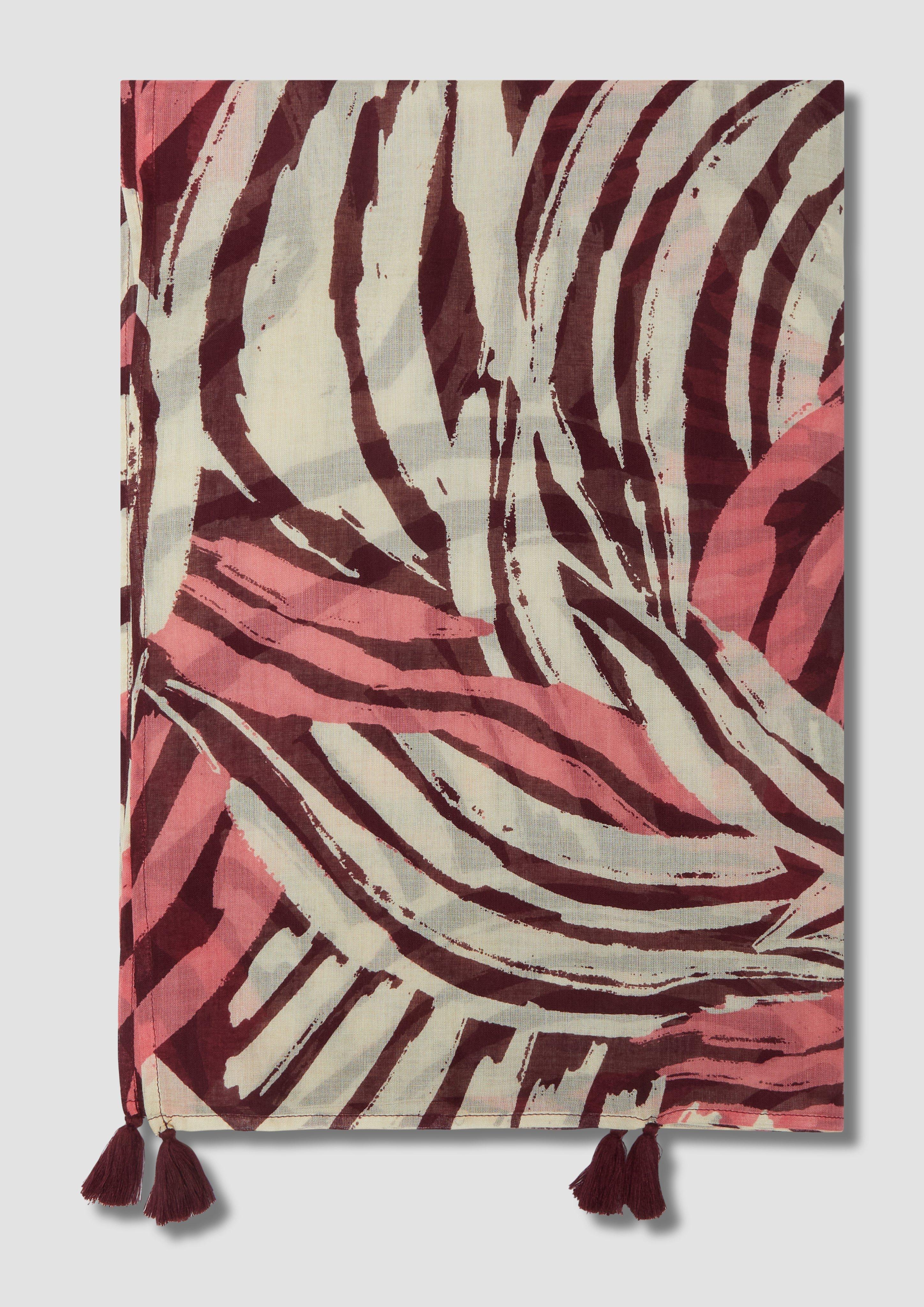 Scarf in 42A0 & 84A9