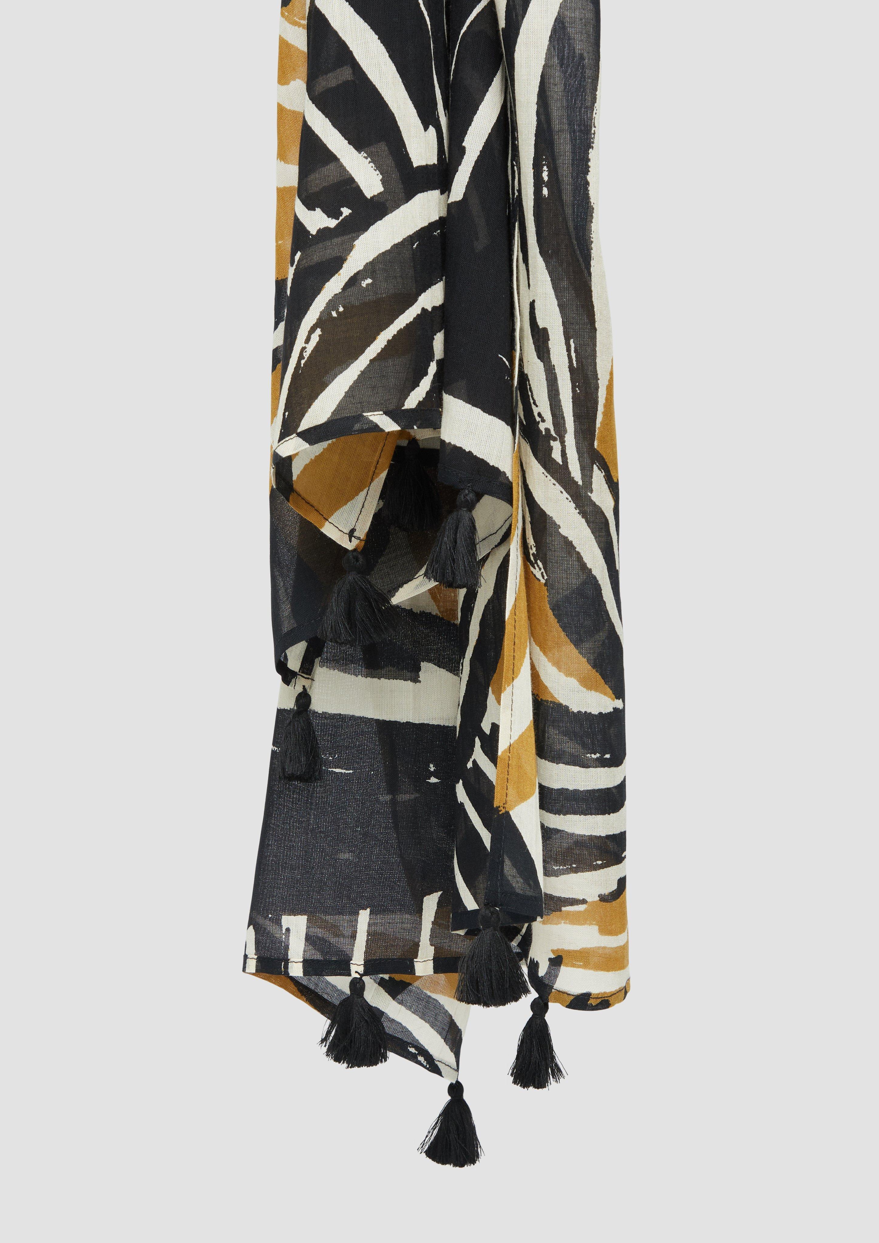 Scarf in 84A9 & 42A0