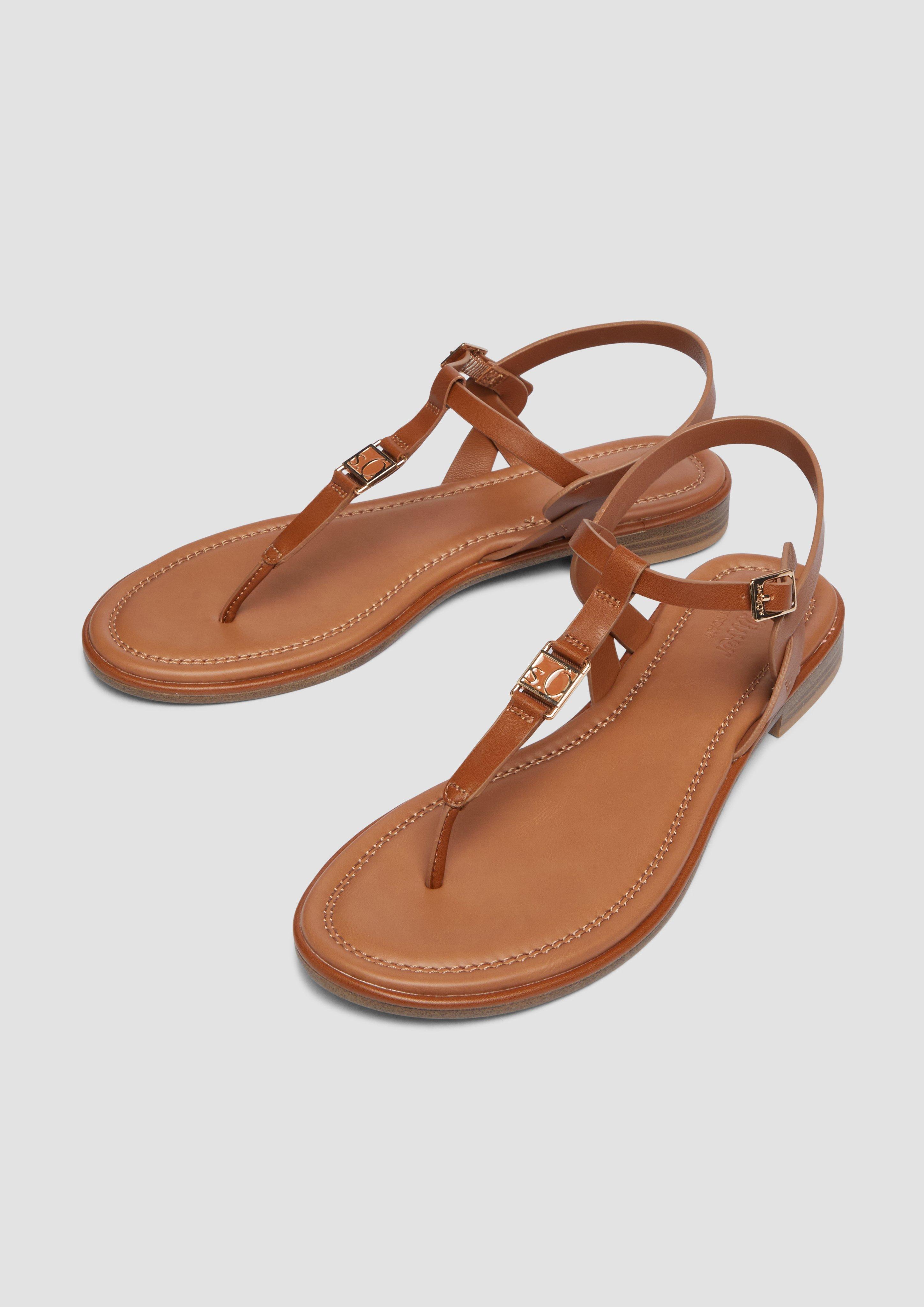 Sandalen in 8755, 9999, 0400 & 93A1