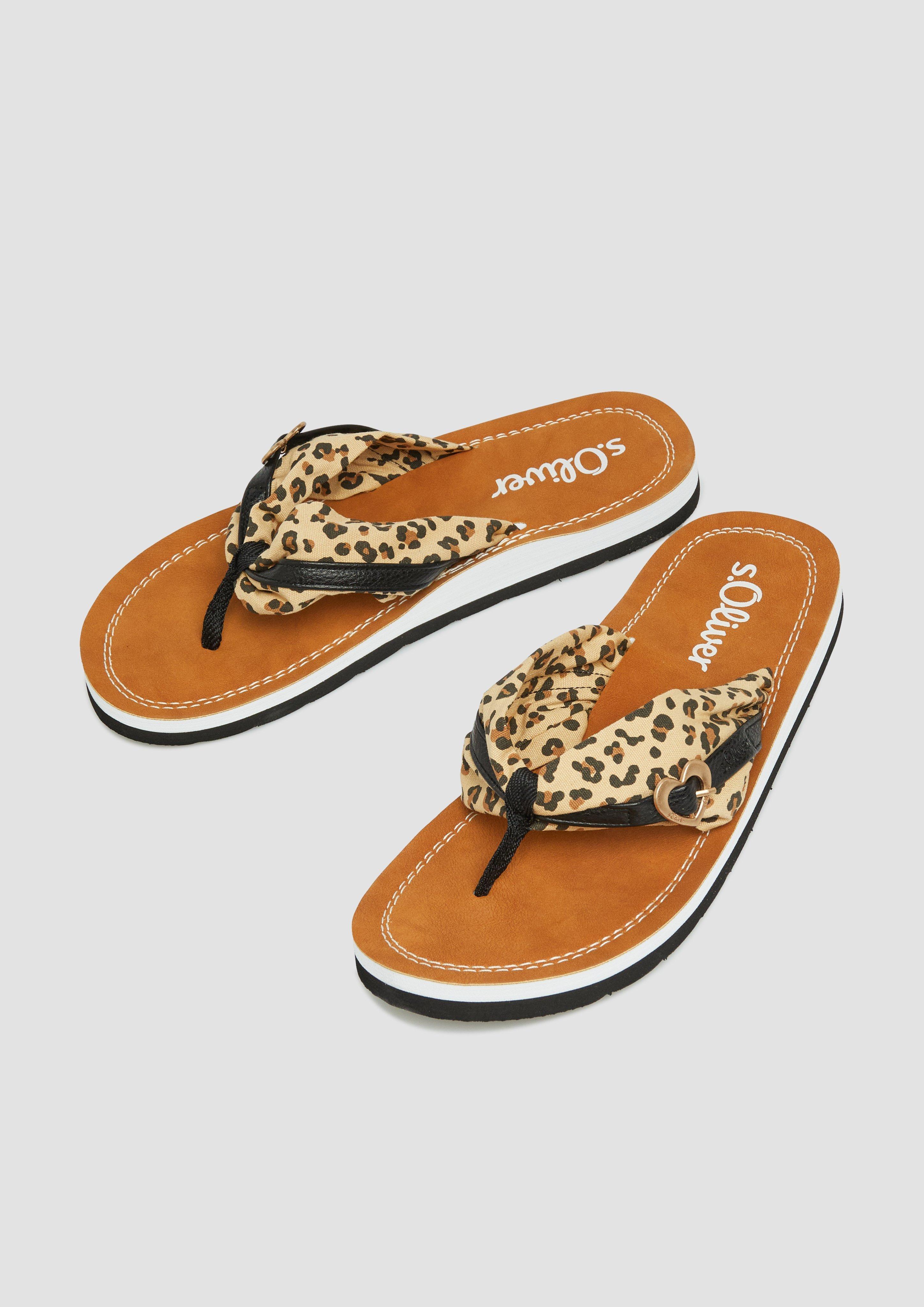 Pantoletten in 93A1, 59D2, 5740 & 84D0