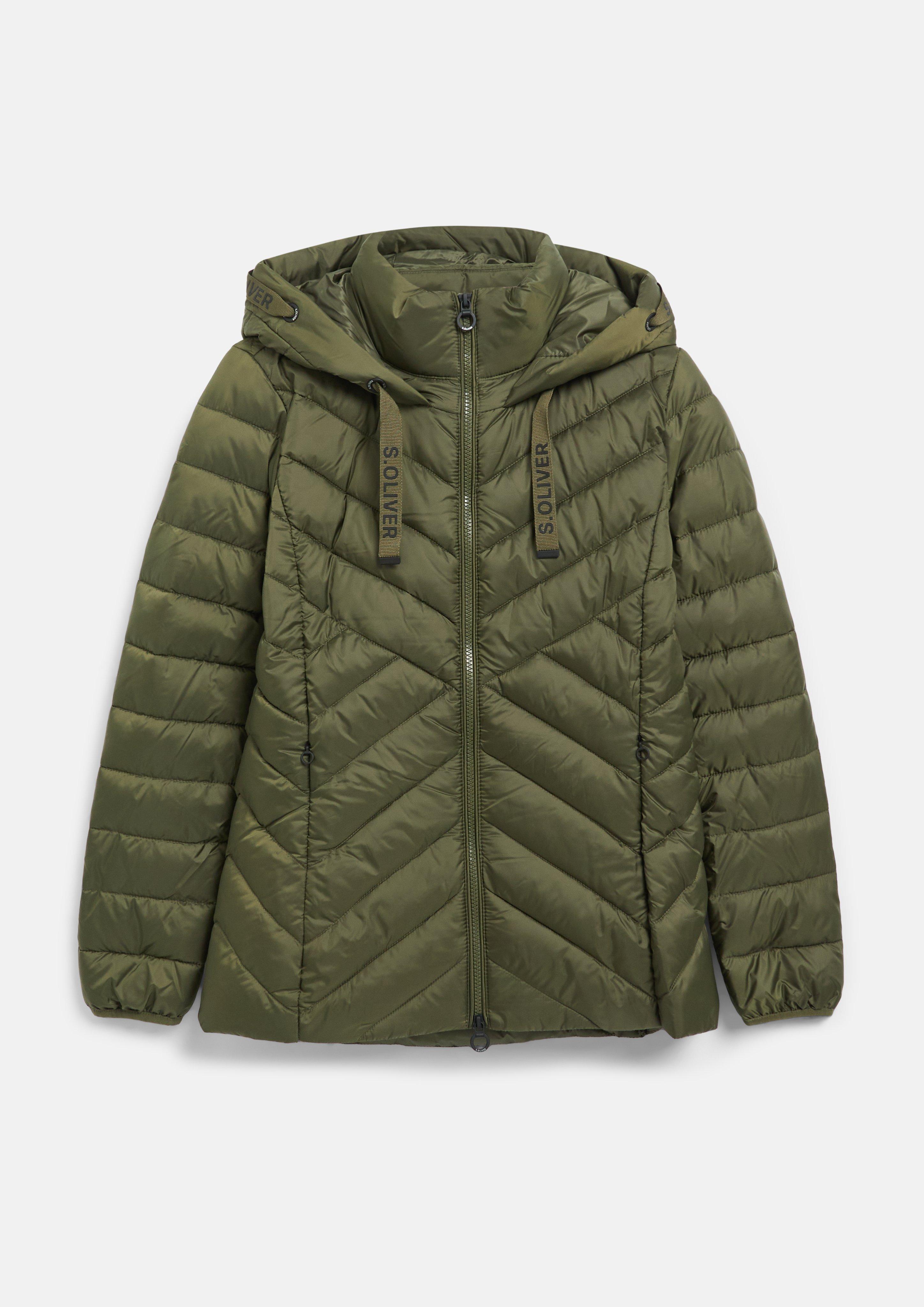 Leichte Steppjacke mit Kapuze in Farbe olivgrün von s.Oliver