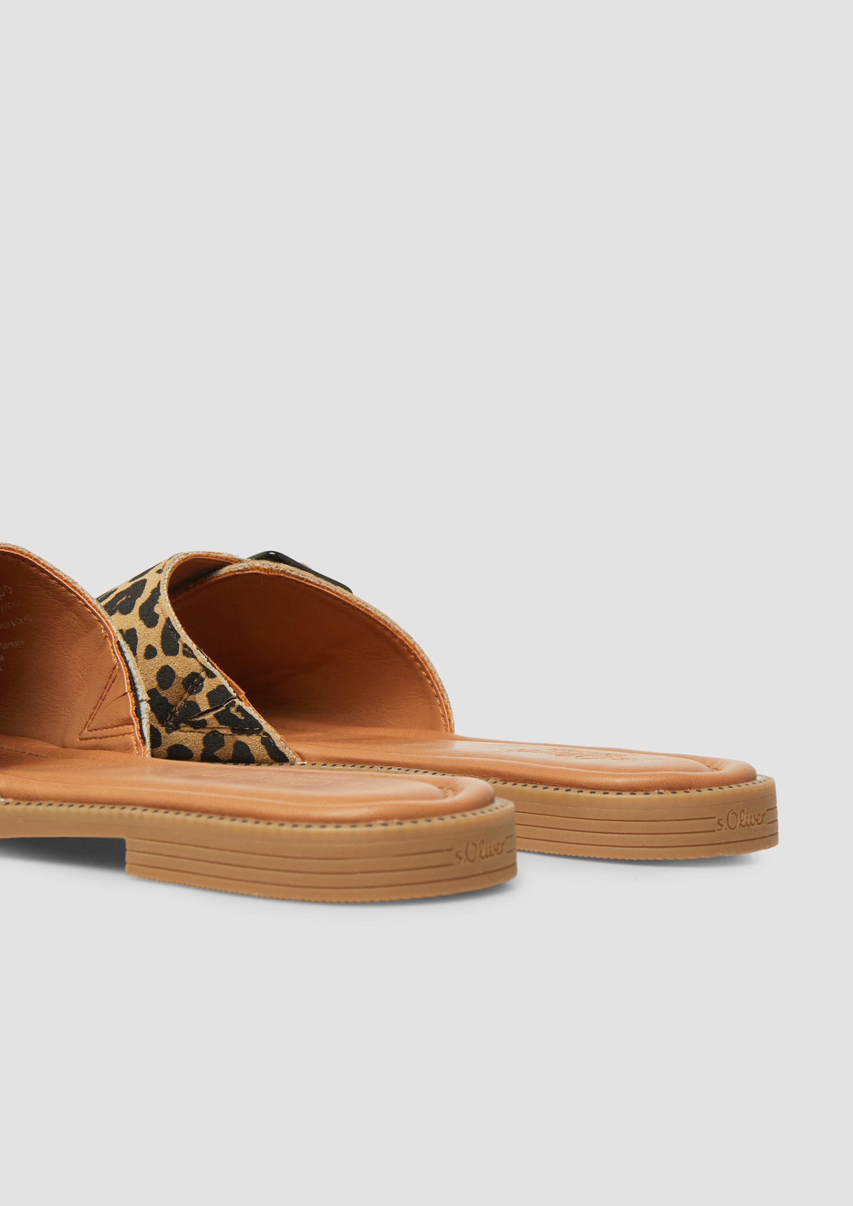 Sandals in 93A1, 0100, 0400 & 9999