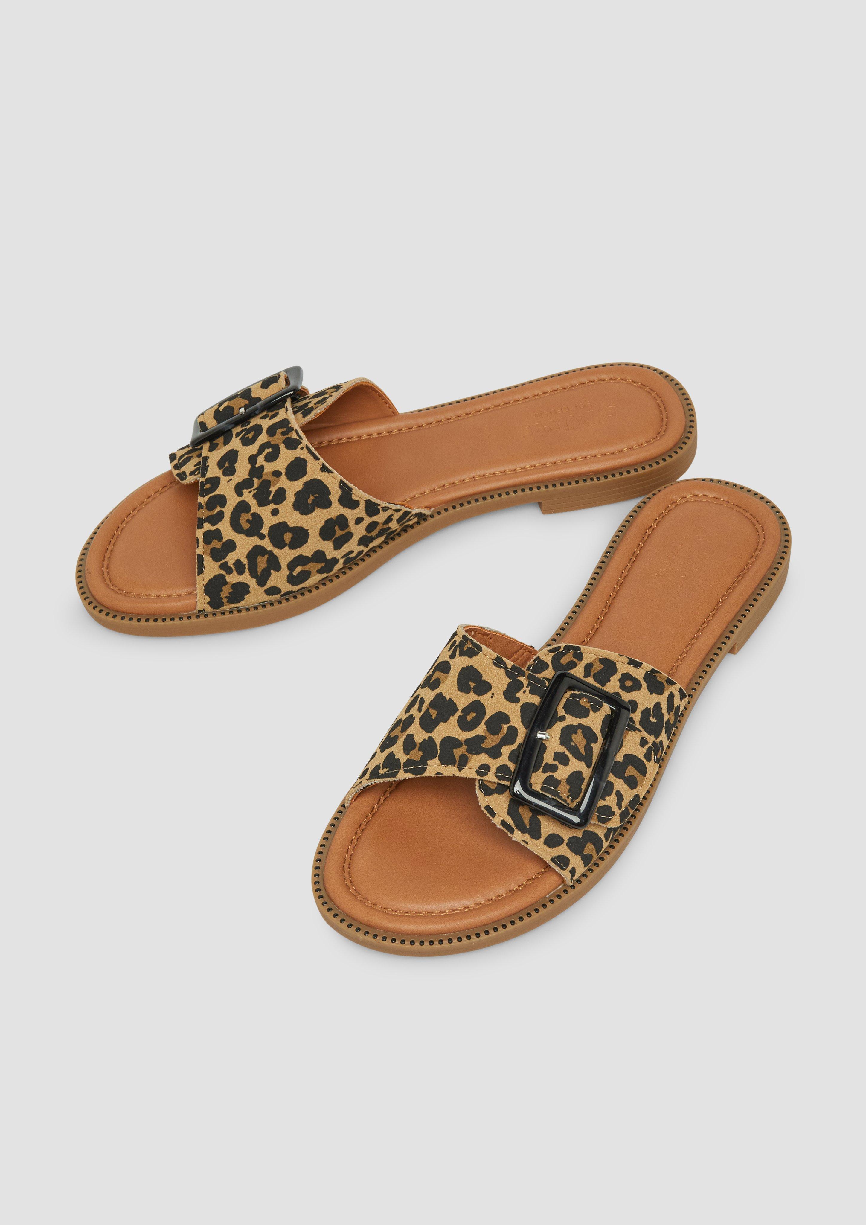 Sandals in 93A1, 0100, 0400 & 9999