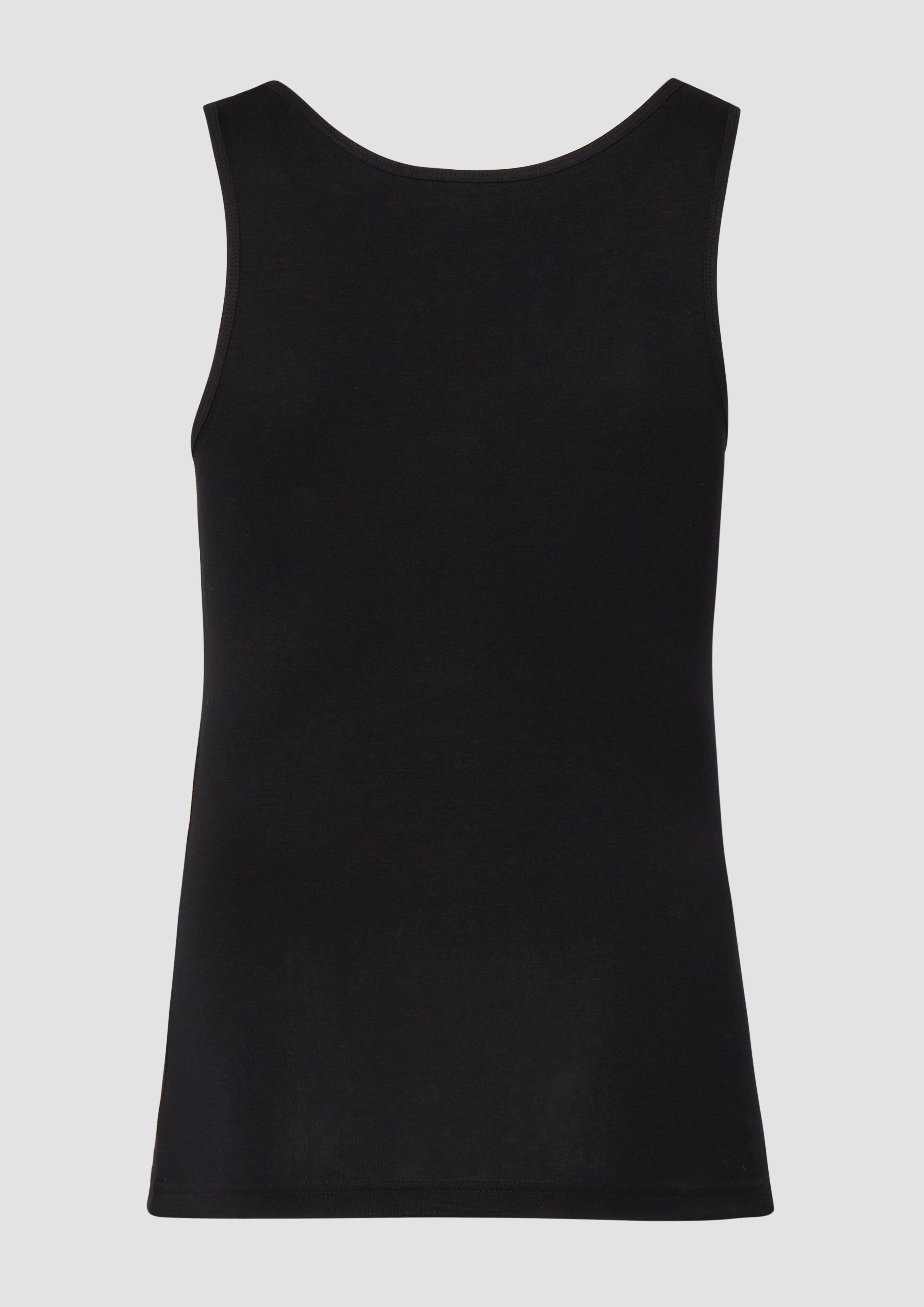 T-Shirt in 9999 & 0100