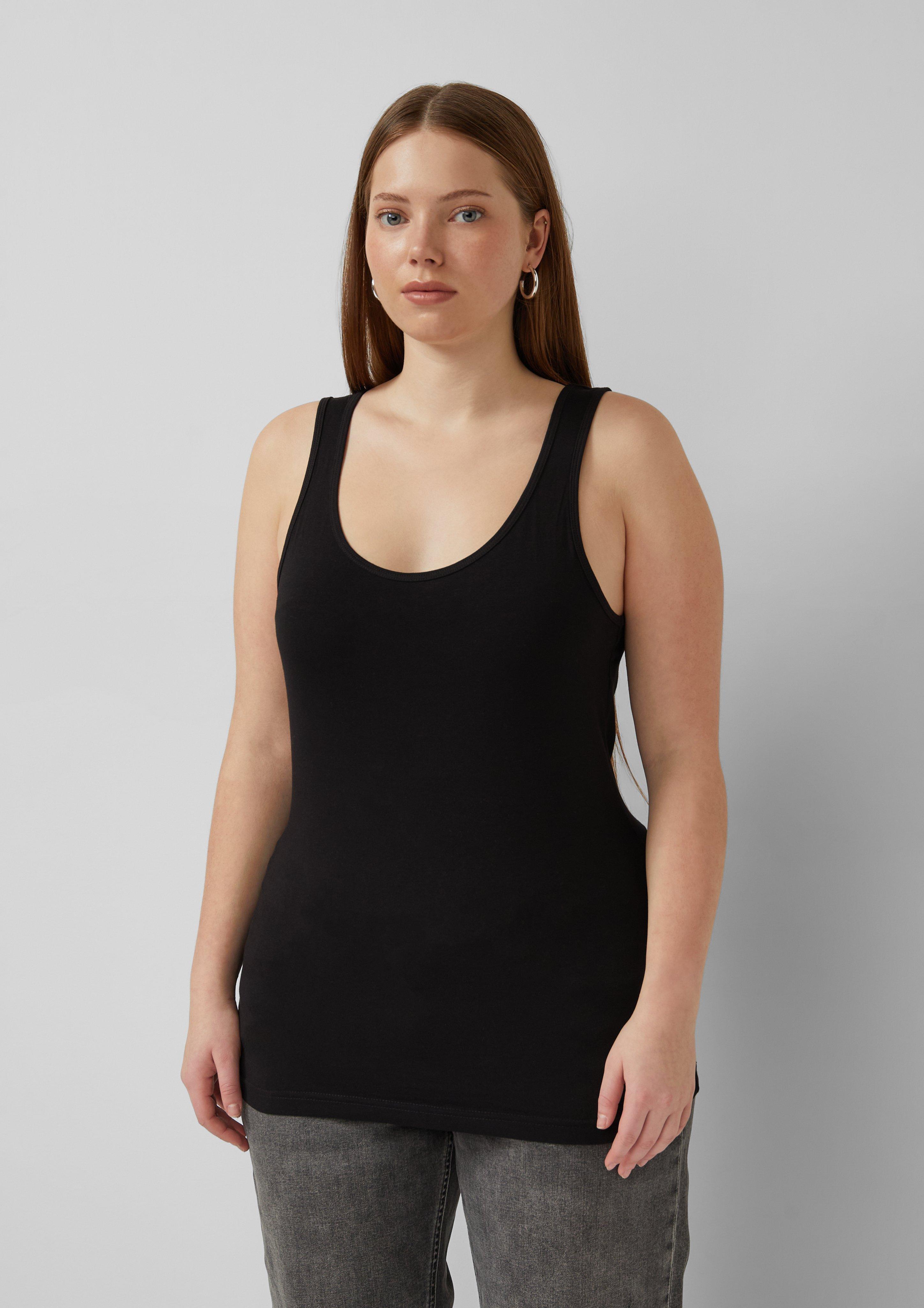 T-shirt in 9999 & 0100