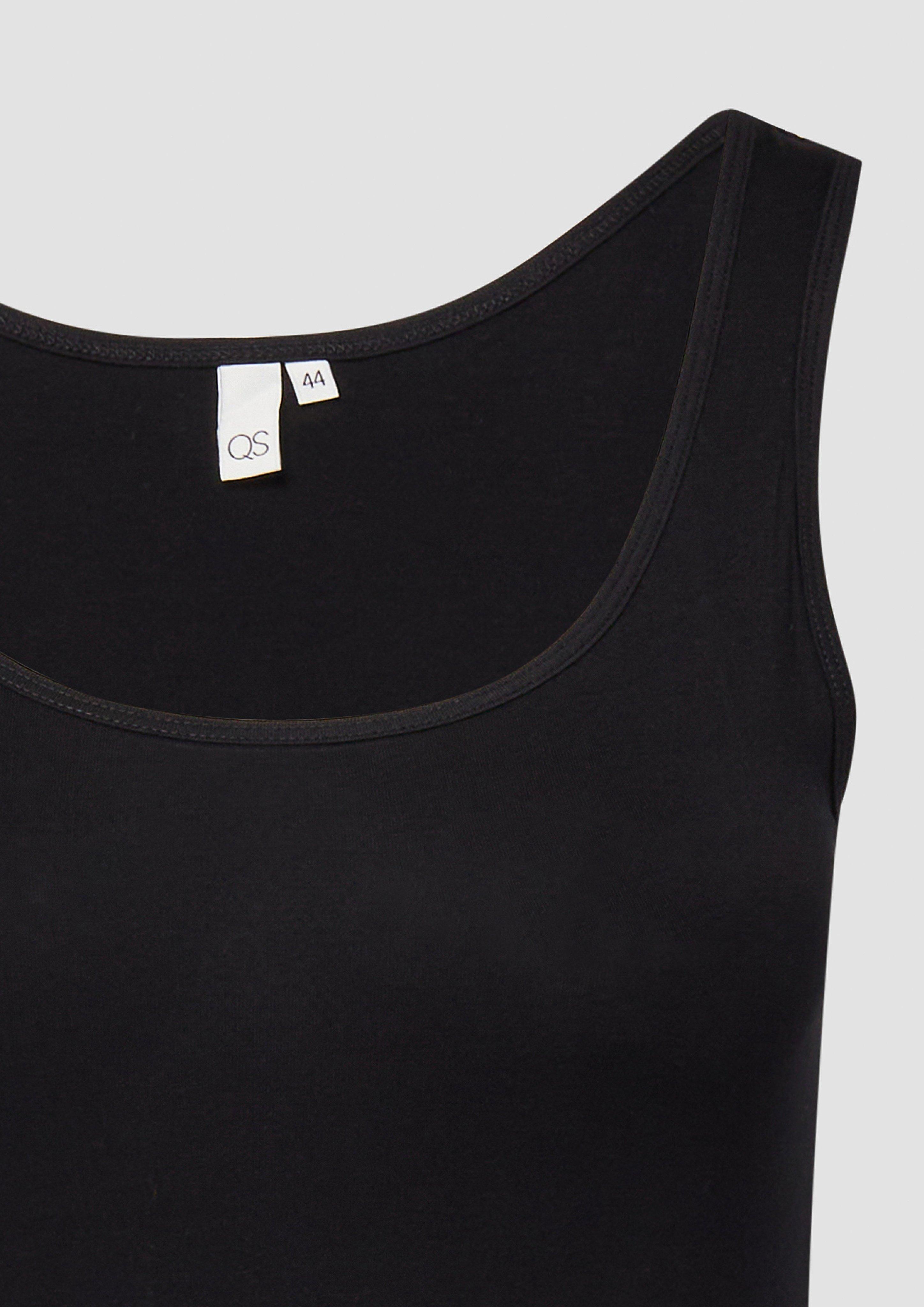 T-shirt in 9999 & 0100