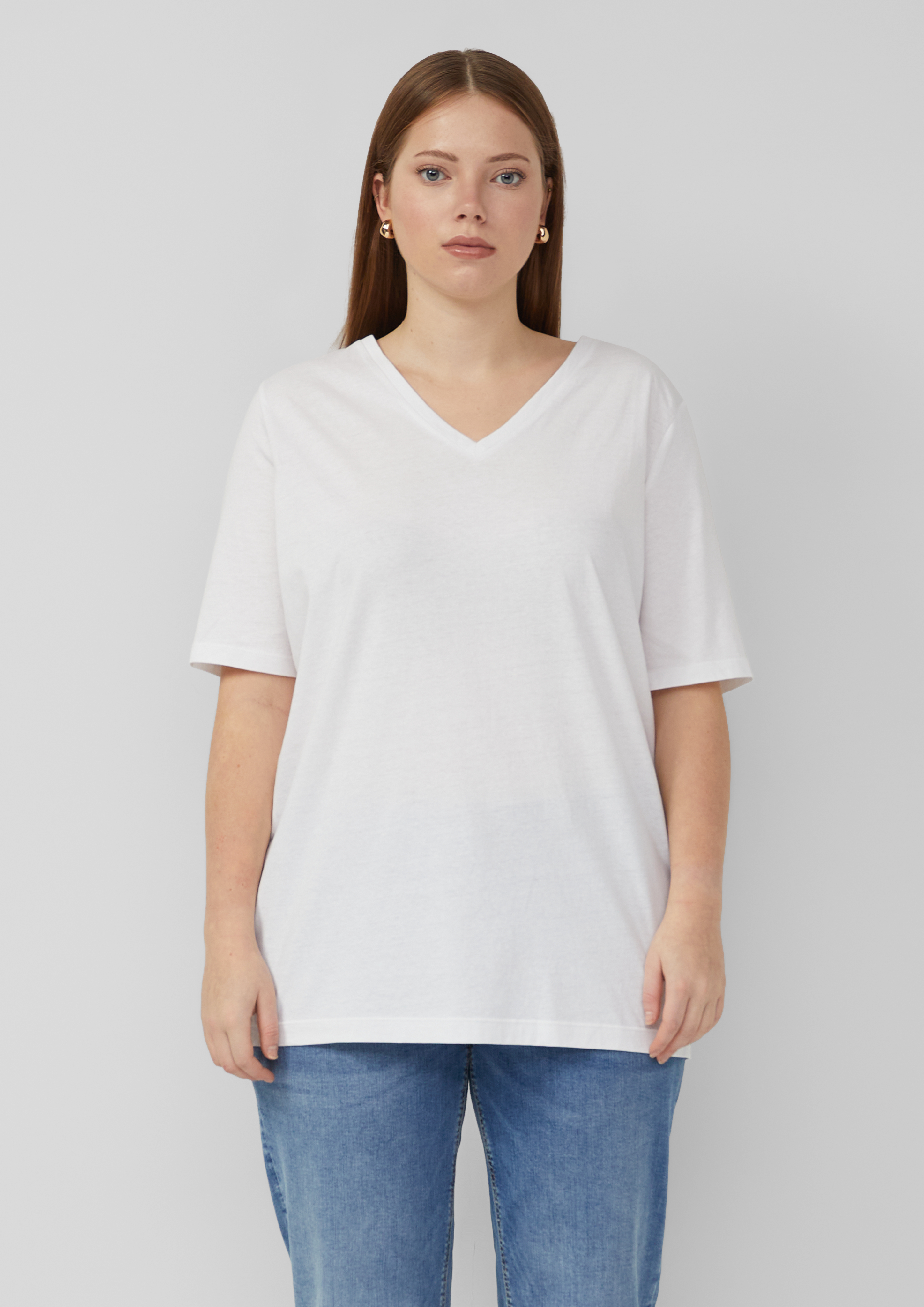 T-Shirt in 0100 & 9999