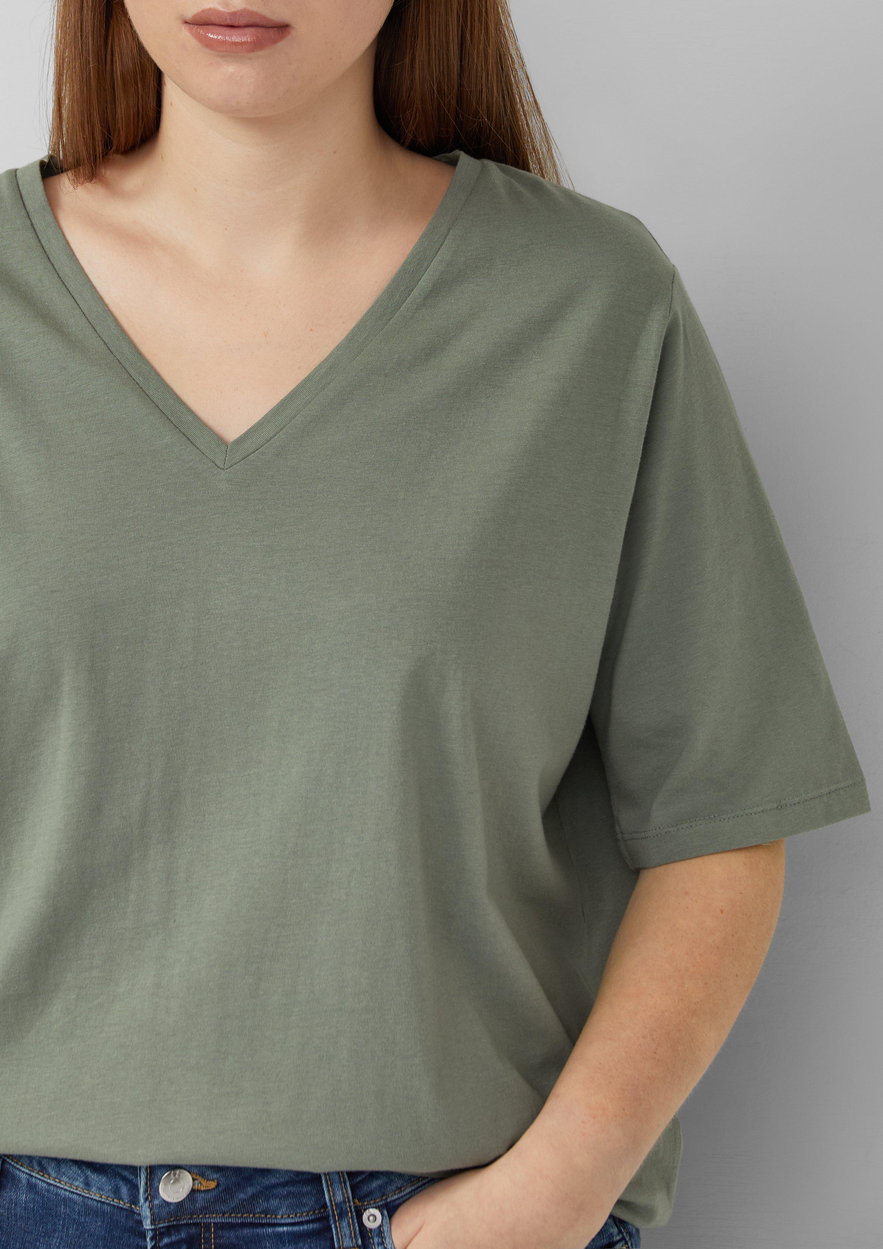 T-Shirt in 7927 & 9999