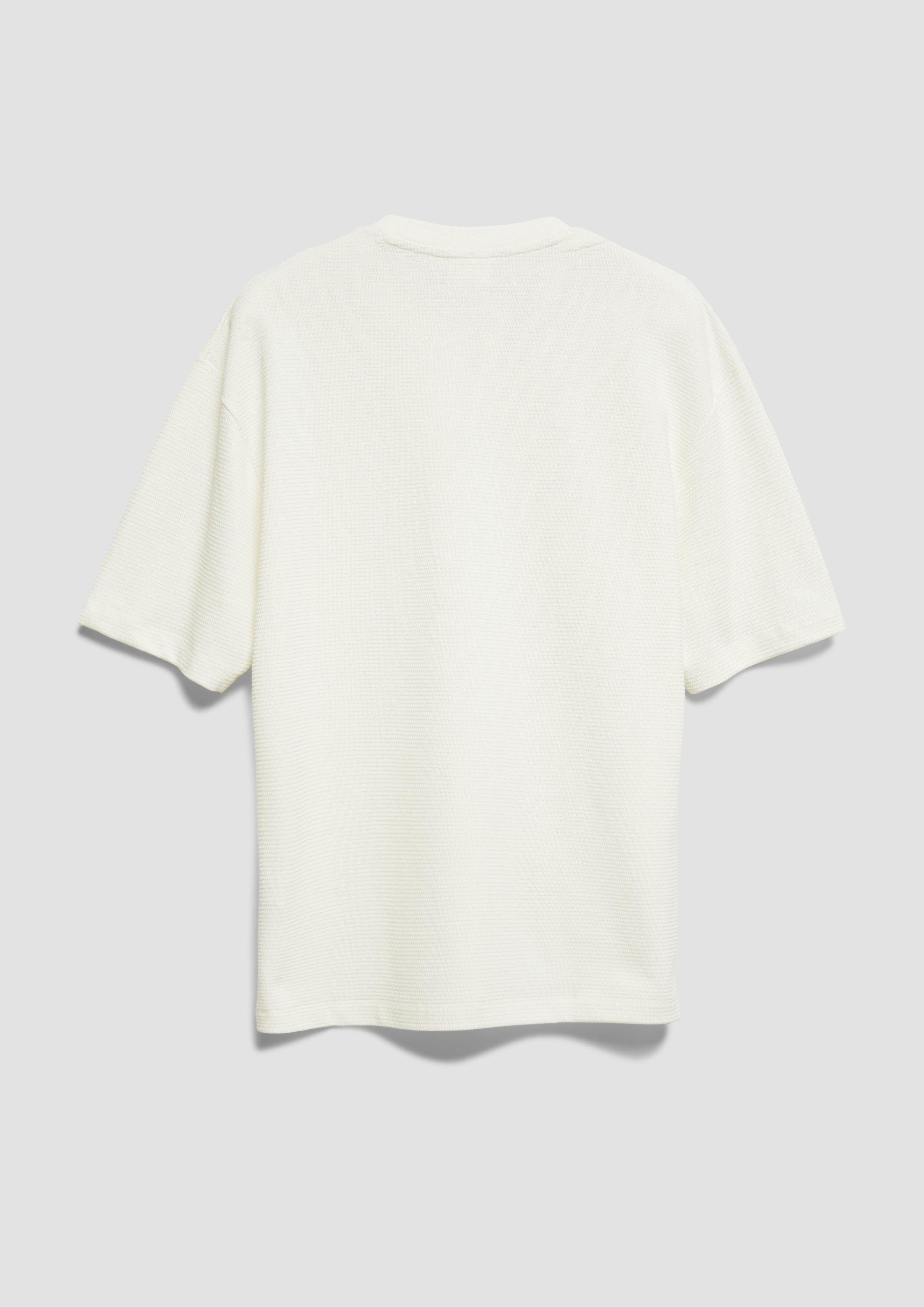 T-Shirt in 0200 & 8148