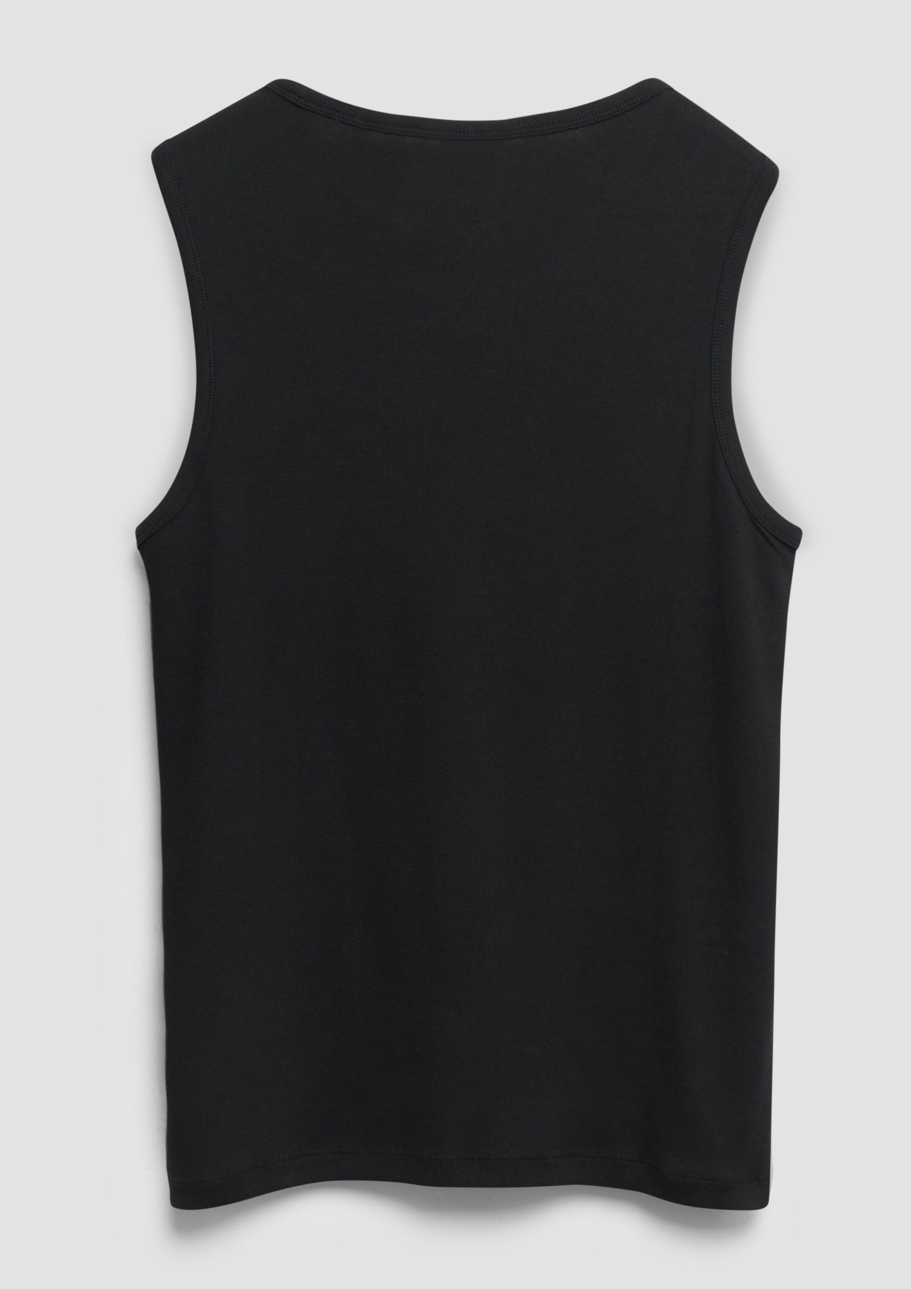 T-Shirt in 9999, 0200, 5978 & 8919